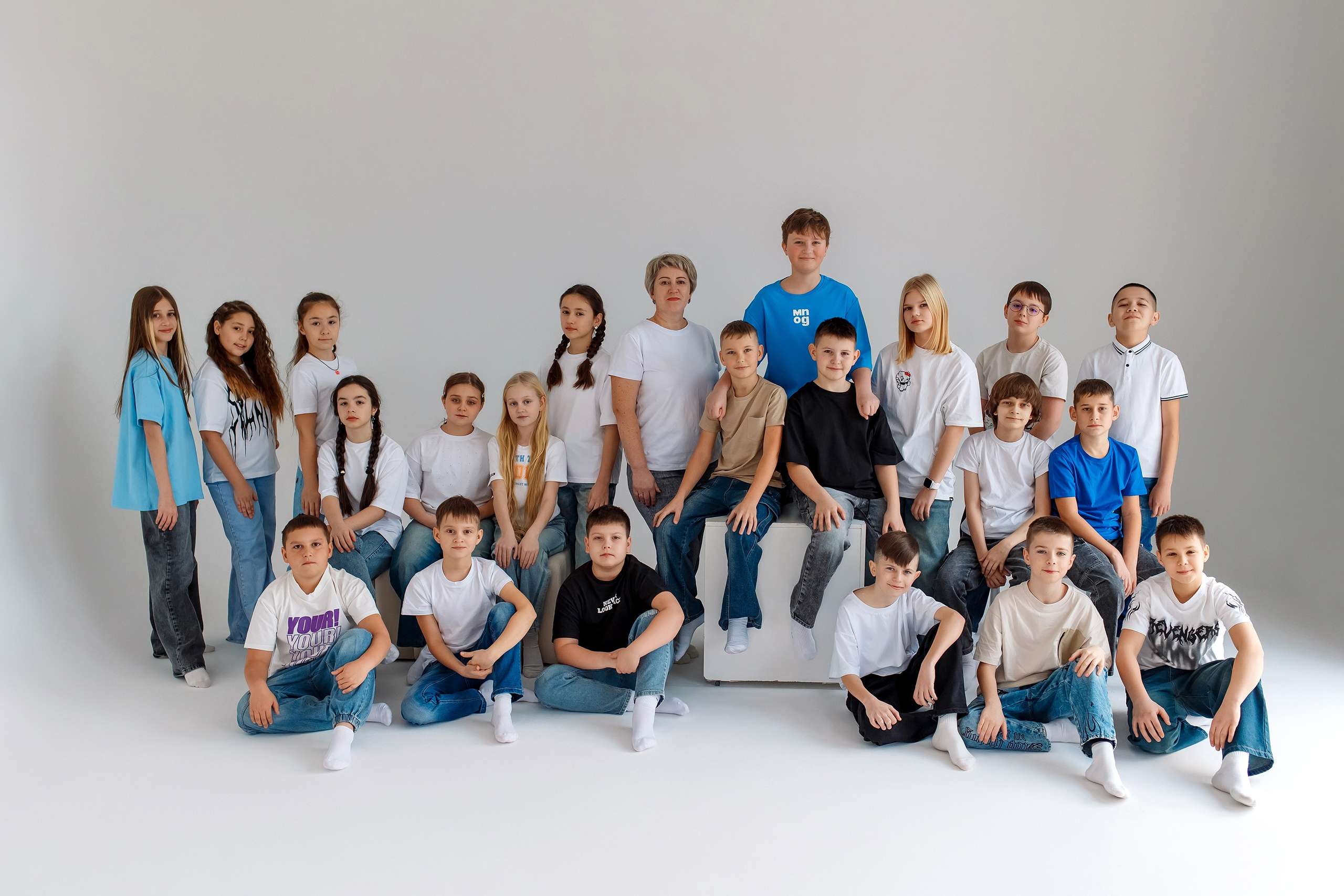 4 класс съемка в фотостудии. Фотограф Любовь Корниенко, Примоский край