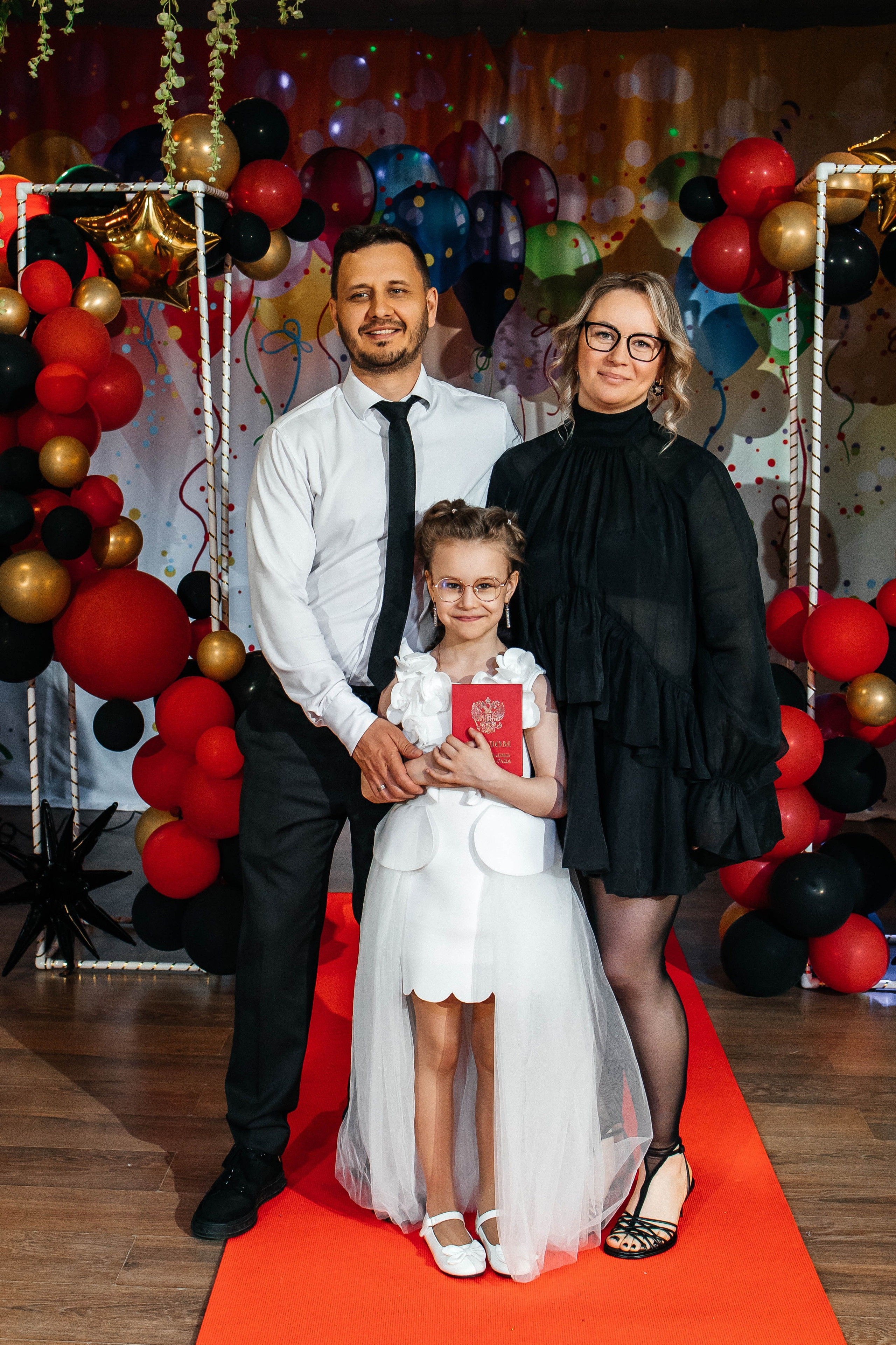 Выпускной в ЛИМПИК. Фотограф в Санкт-Петербурге Виктория Безверхая