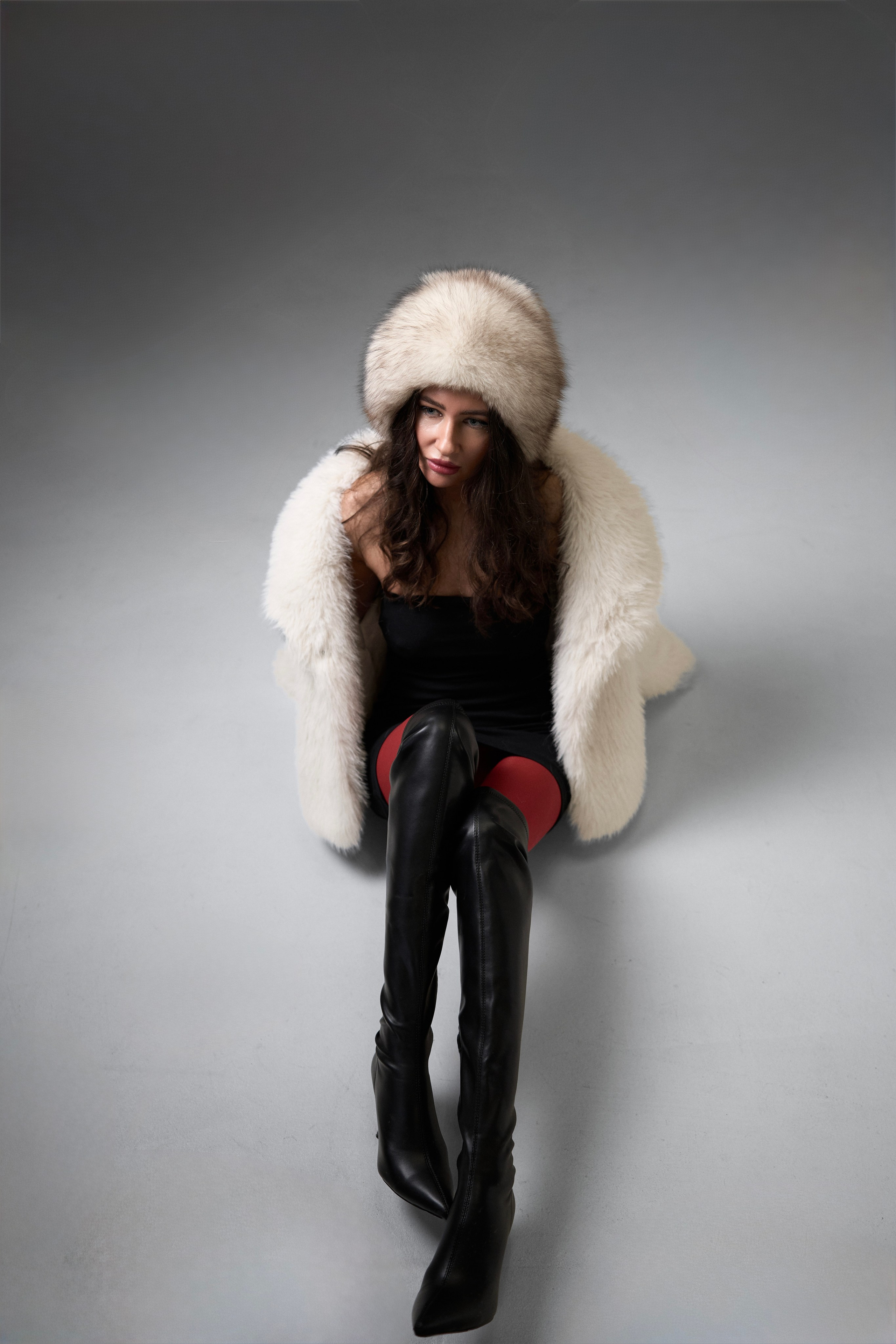 Юлия. Hmliber — фотограф и контент-креатор из Петербурга