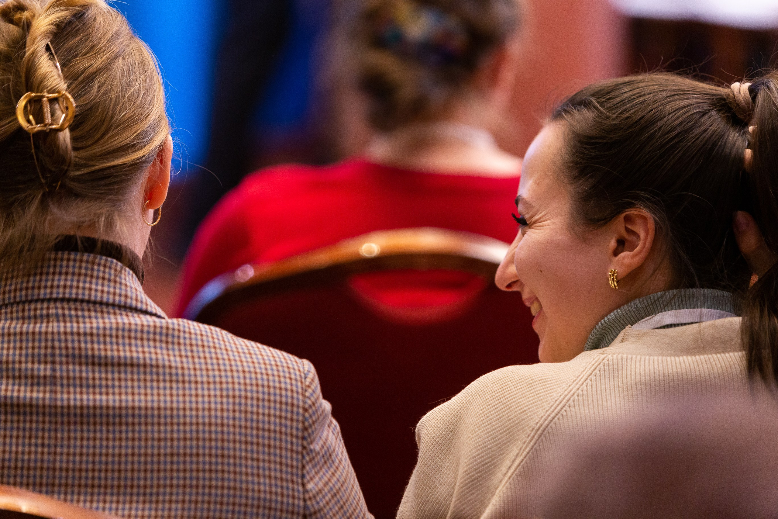 Деловые репортажи. VICTOR SAPOZHNIKOV