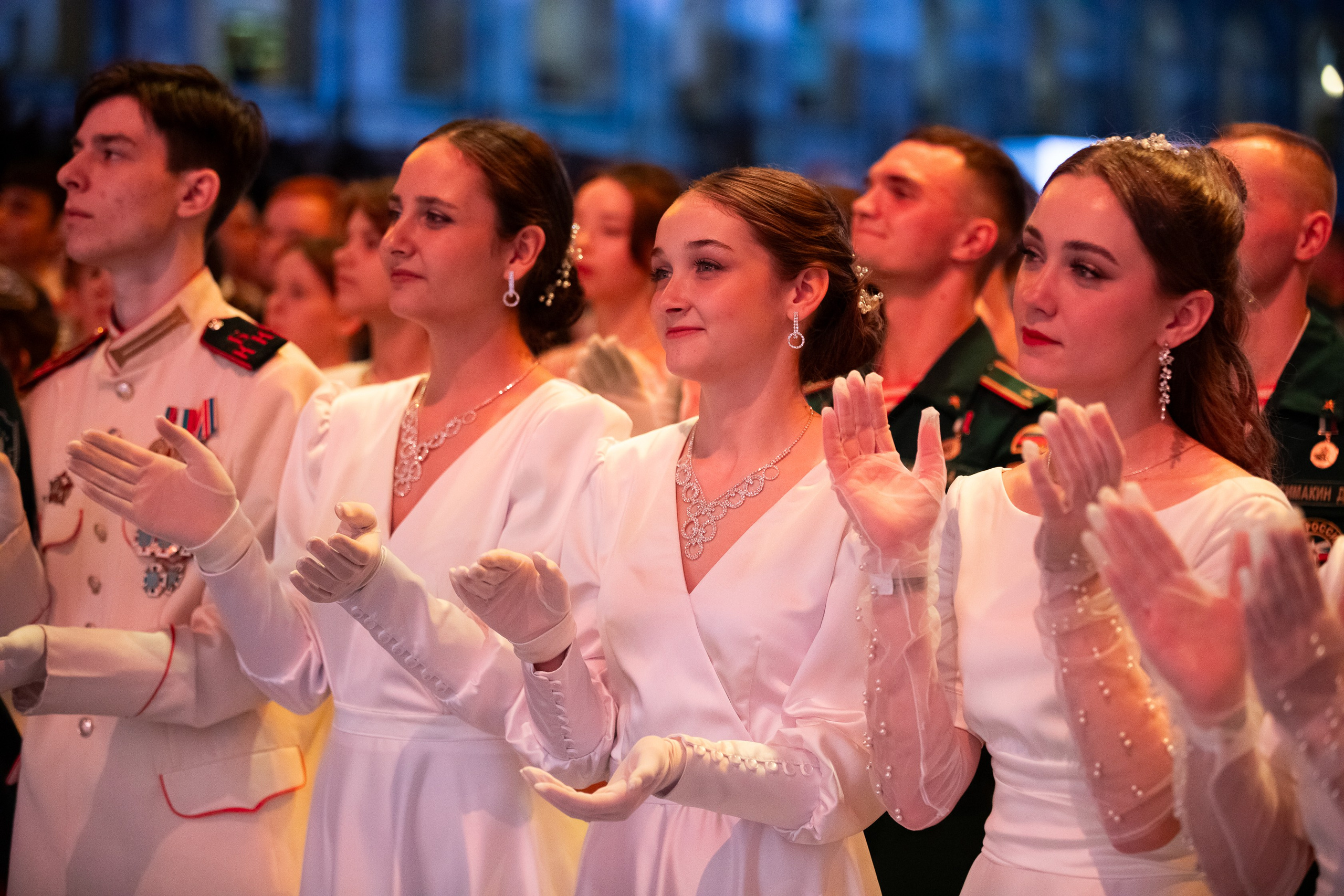 Кадетский бал. VICTOR SAPOZHNIKOV