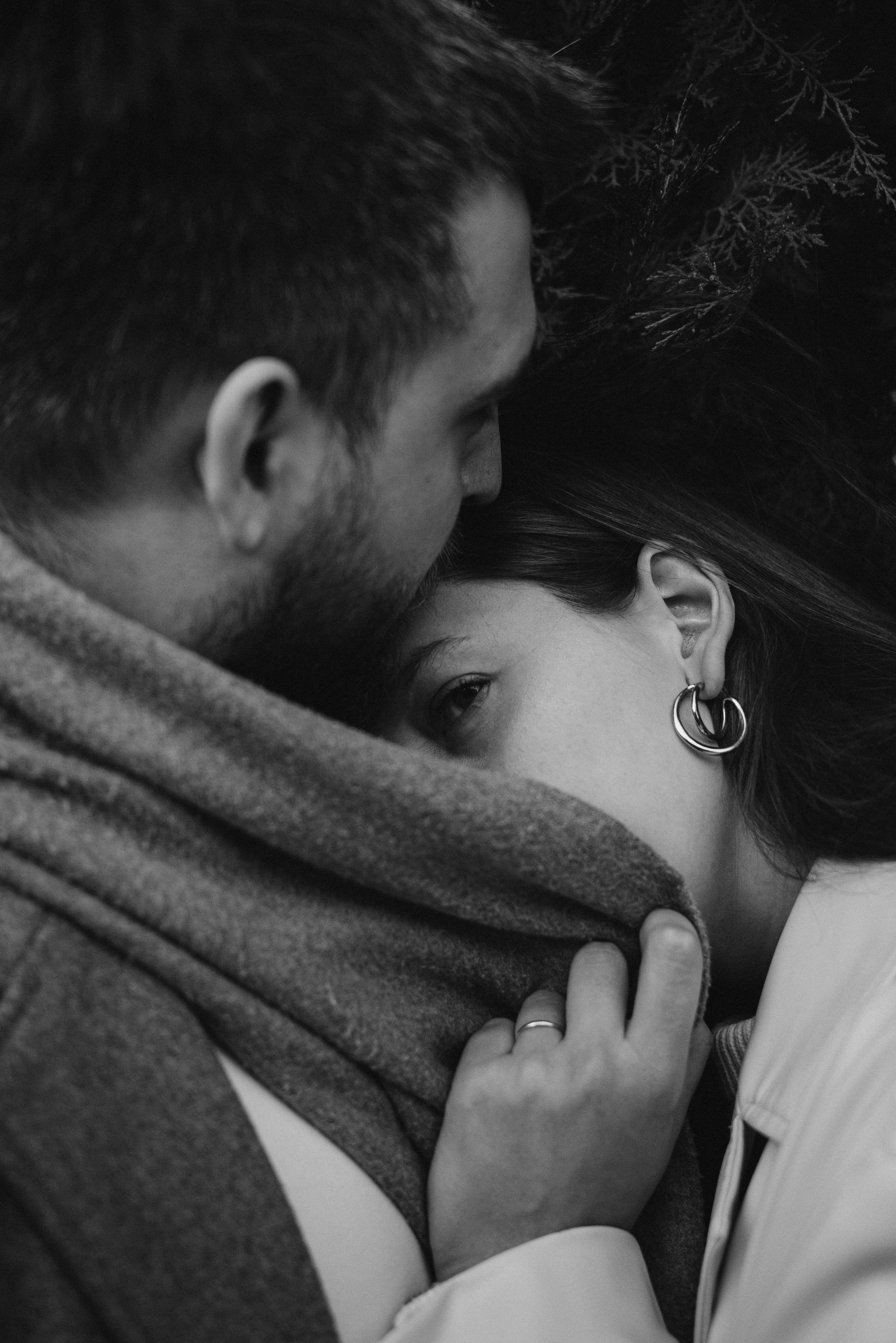 Парная фотосессия в старом городе. Портретный и свадебный фотограф в Тбилиси • xeniqo