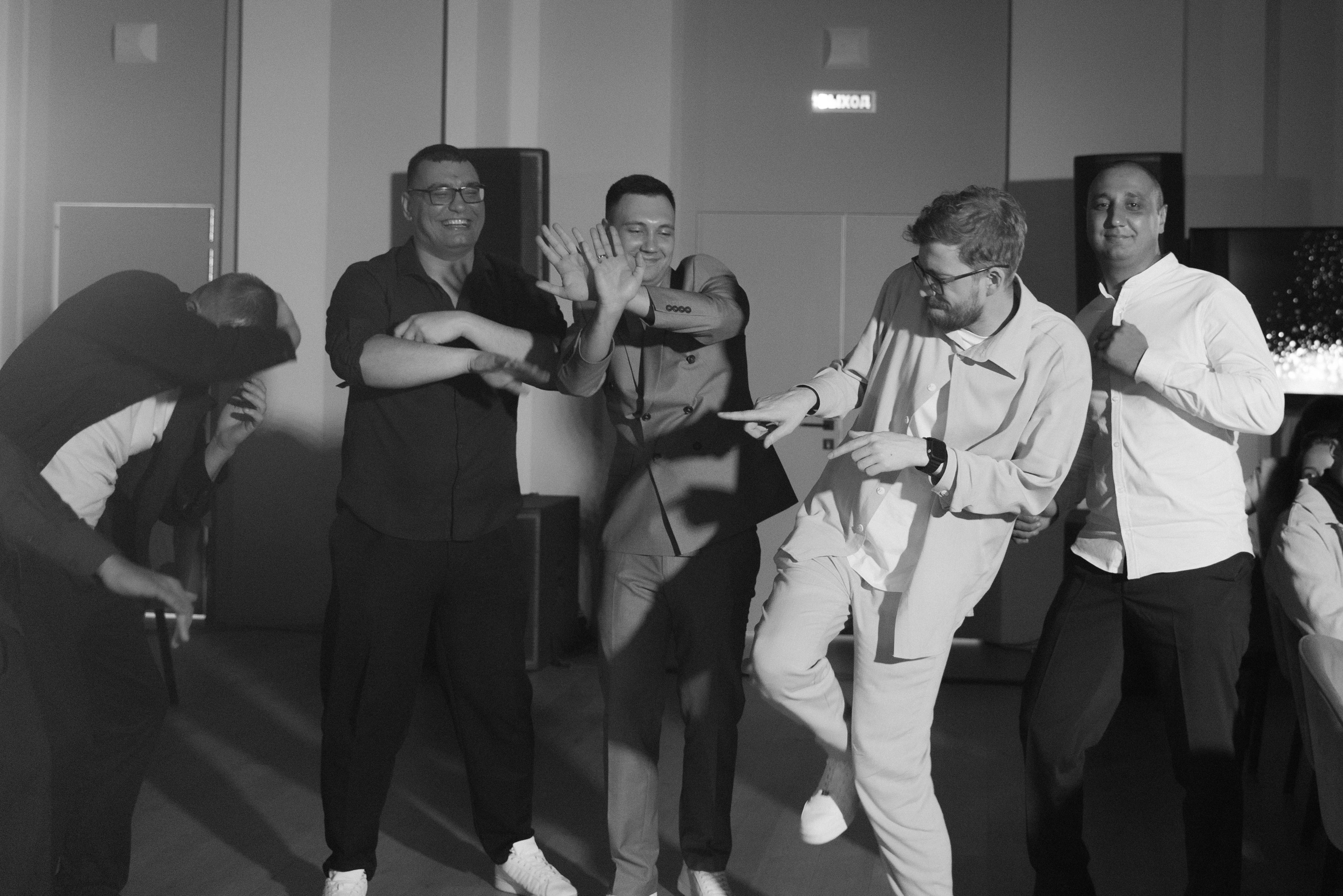 Денис и Виолетта. Свадебный фотограф Анастасия Хабарова в Новоуральске и Екатеринбурге