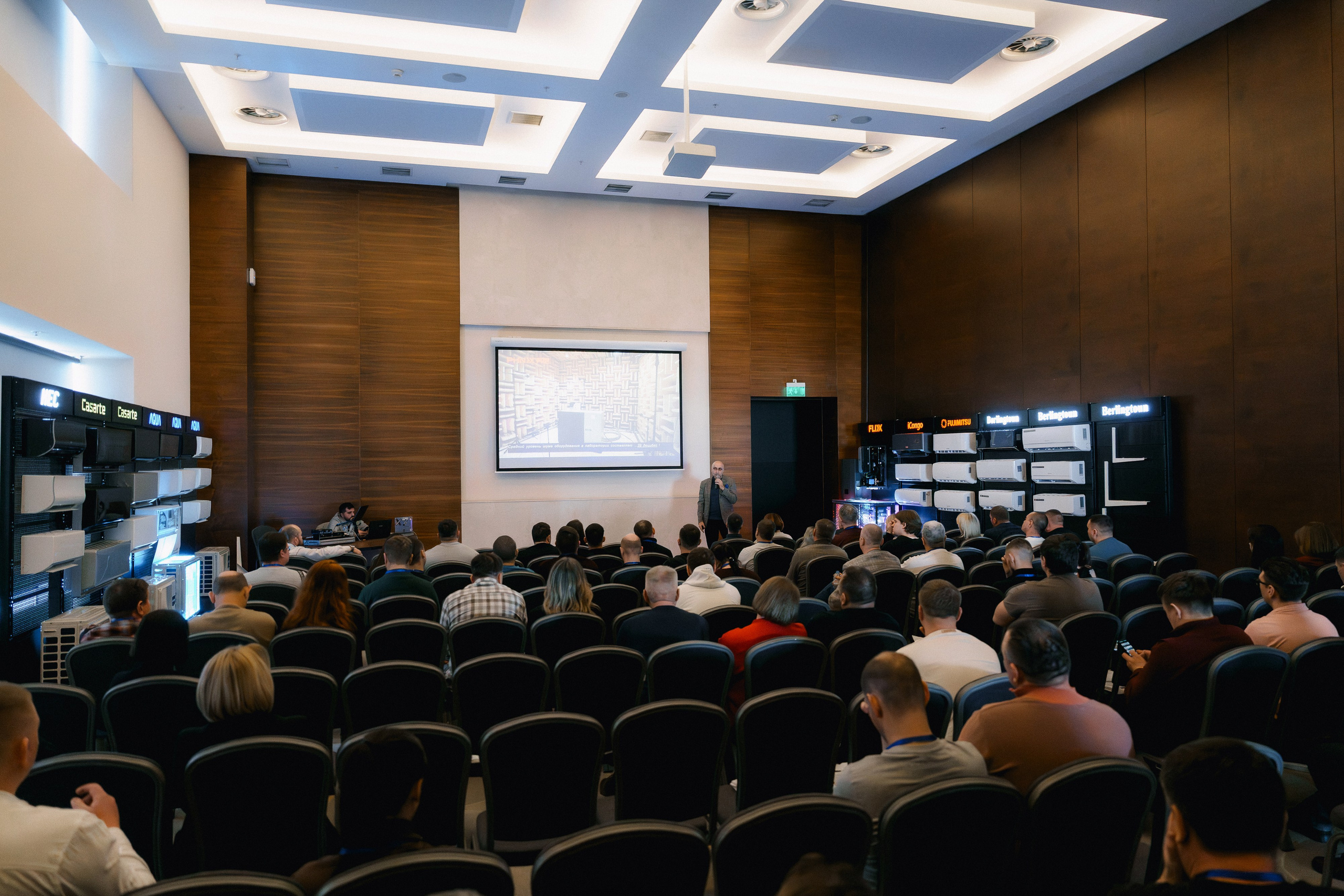 Девятый вал (МАРРИОТ). Свадебный и репортажный фотограф в Воронеже Роман Янко