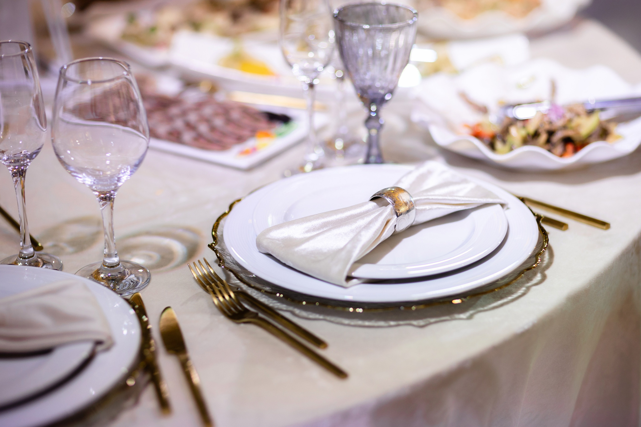 Юля и Александр. Свадебный и семейный фотограф Татьяна Ласкина в Великом Новгороде