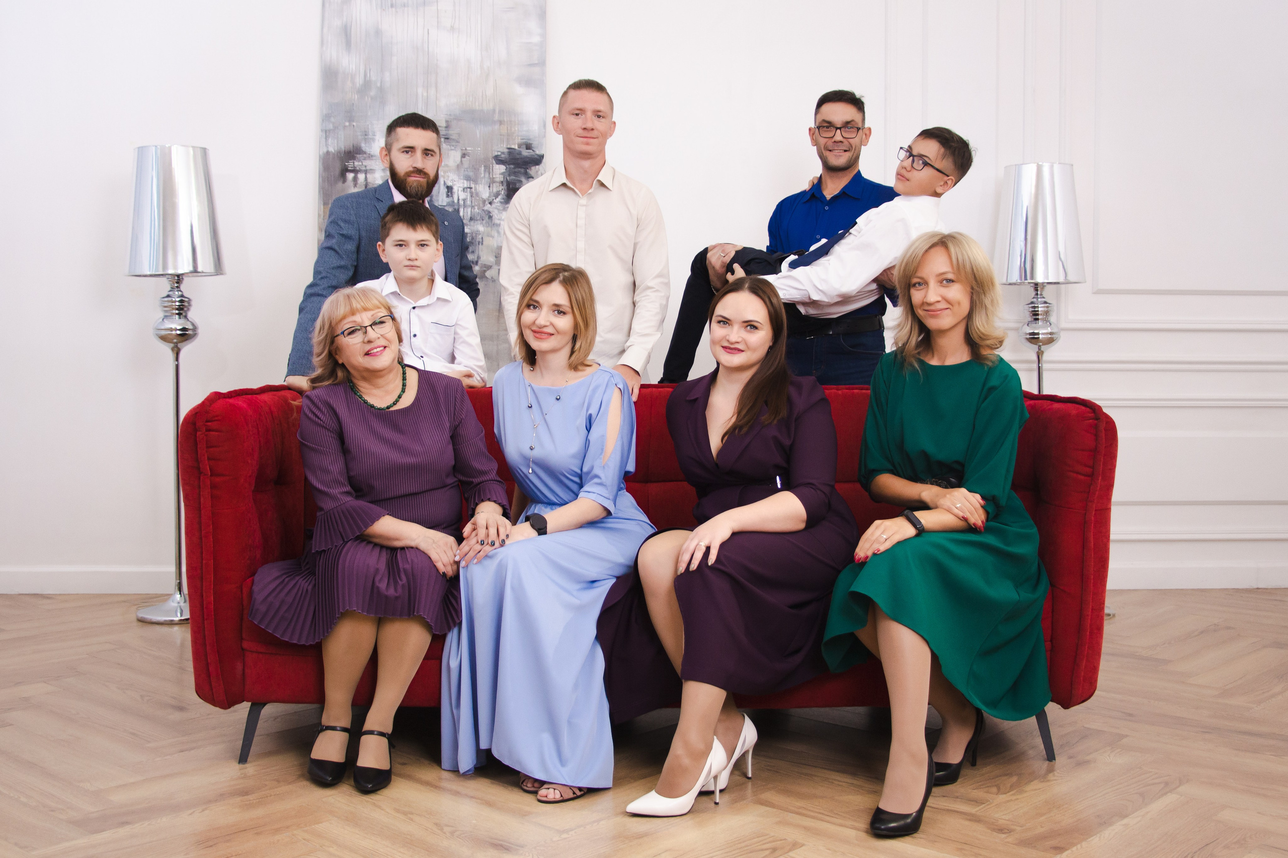 Тепло большой семьи — семейная фотосессия в студии, Екатеринбург. Фотограф в Екатеринбурге Пойгина Елена