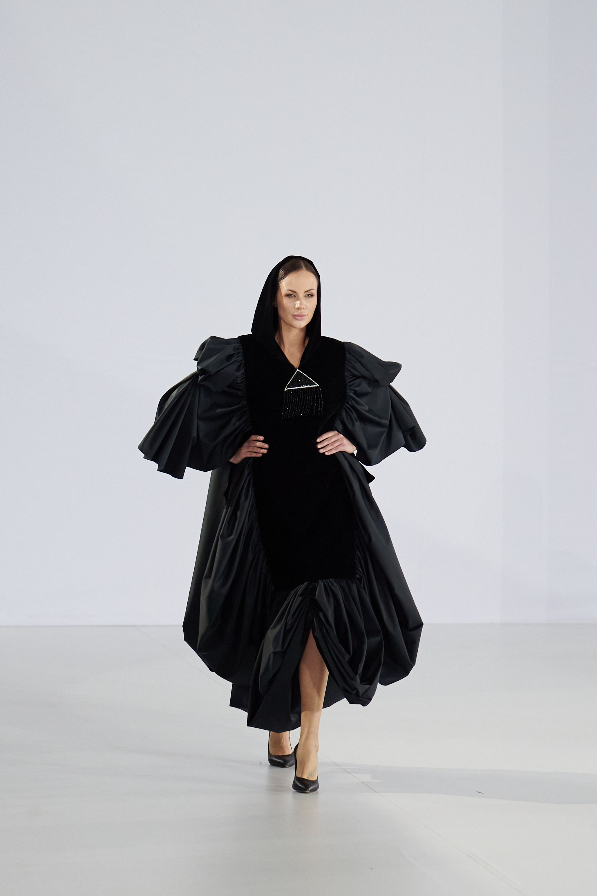 ARUNAZ | 21.11.24. Nadi Valiyeva | Fashion & Art Photographer