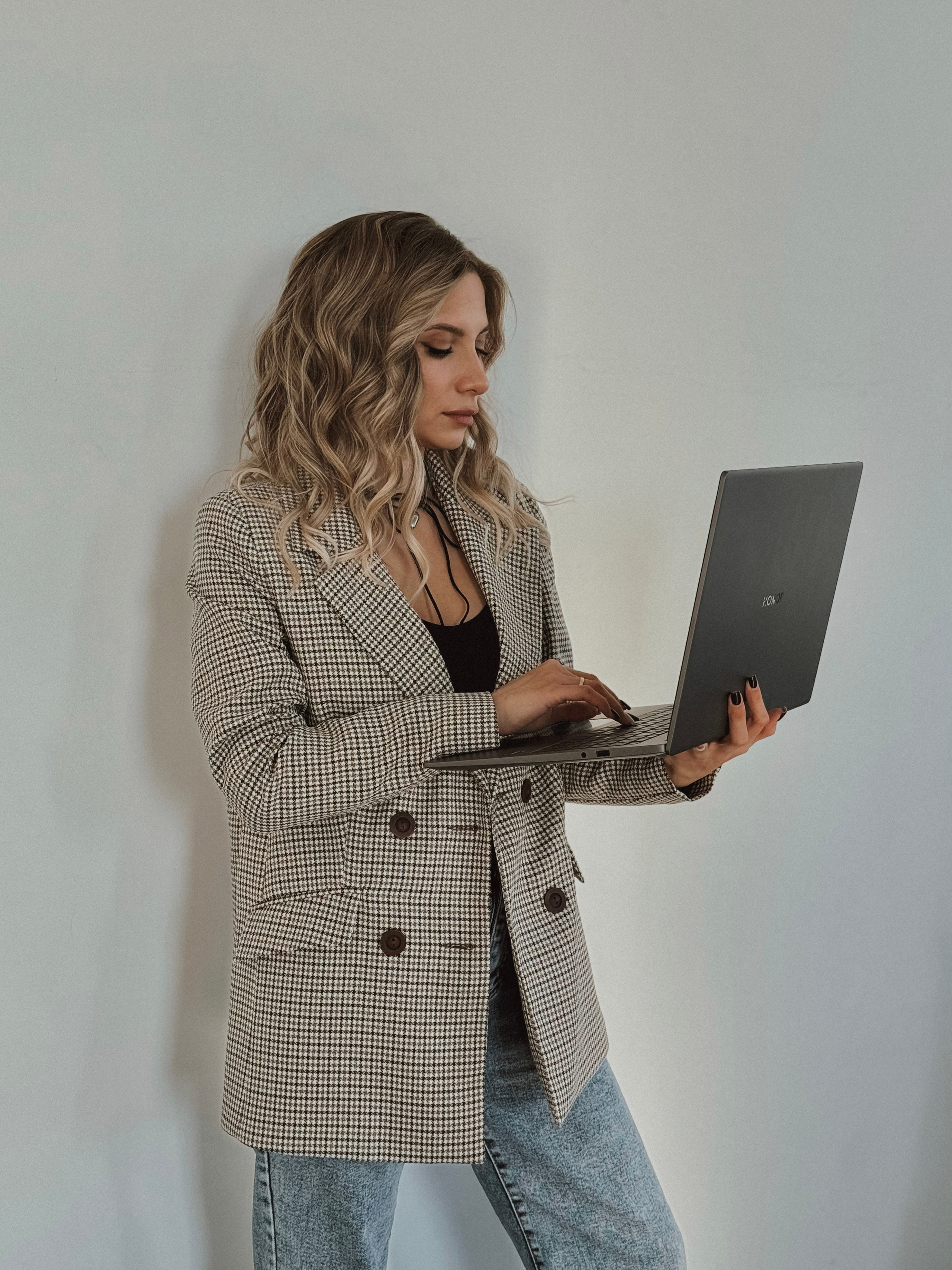 Яна. Мобильный фотограф в Новосибирске Прилукова Анастасия