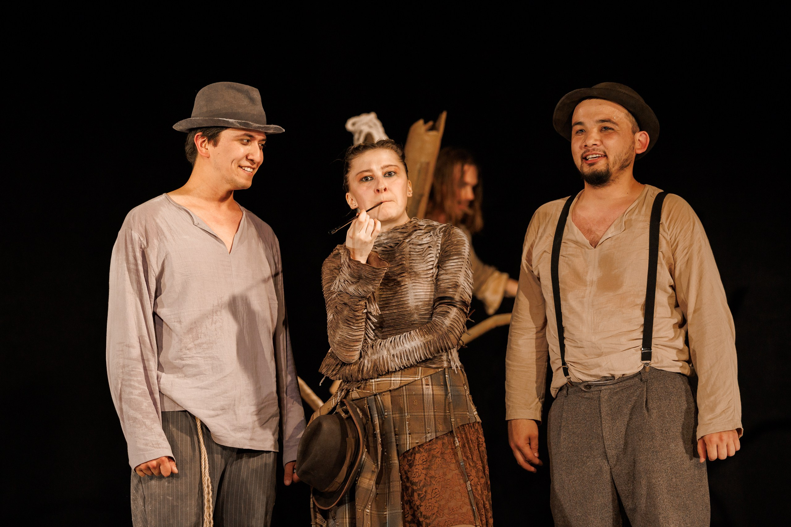 Спектакль «В ожидании Годо» от театра Д. Лица в СПб. Фотограф в Санкт-Петербурге — Сергей Петров