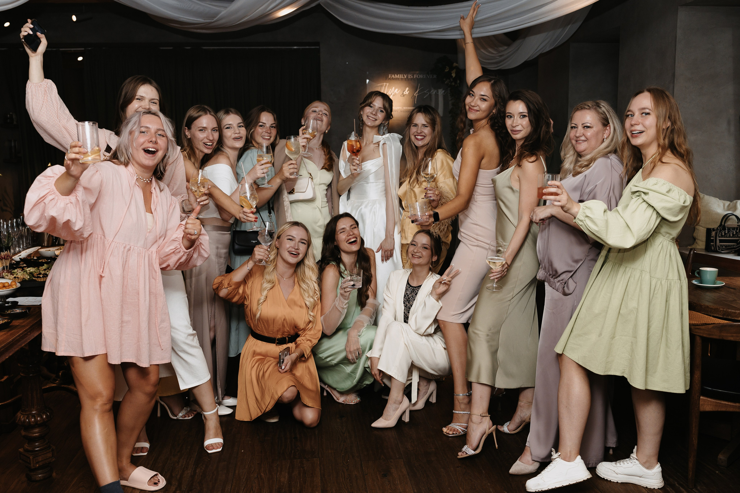 Илья и Ксюша (2024). Свадебный и семейный фотограф в Москве Яна Шувалова