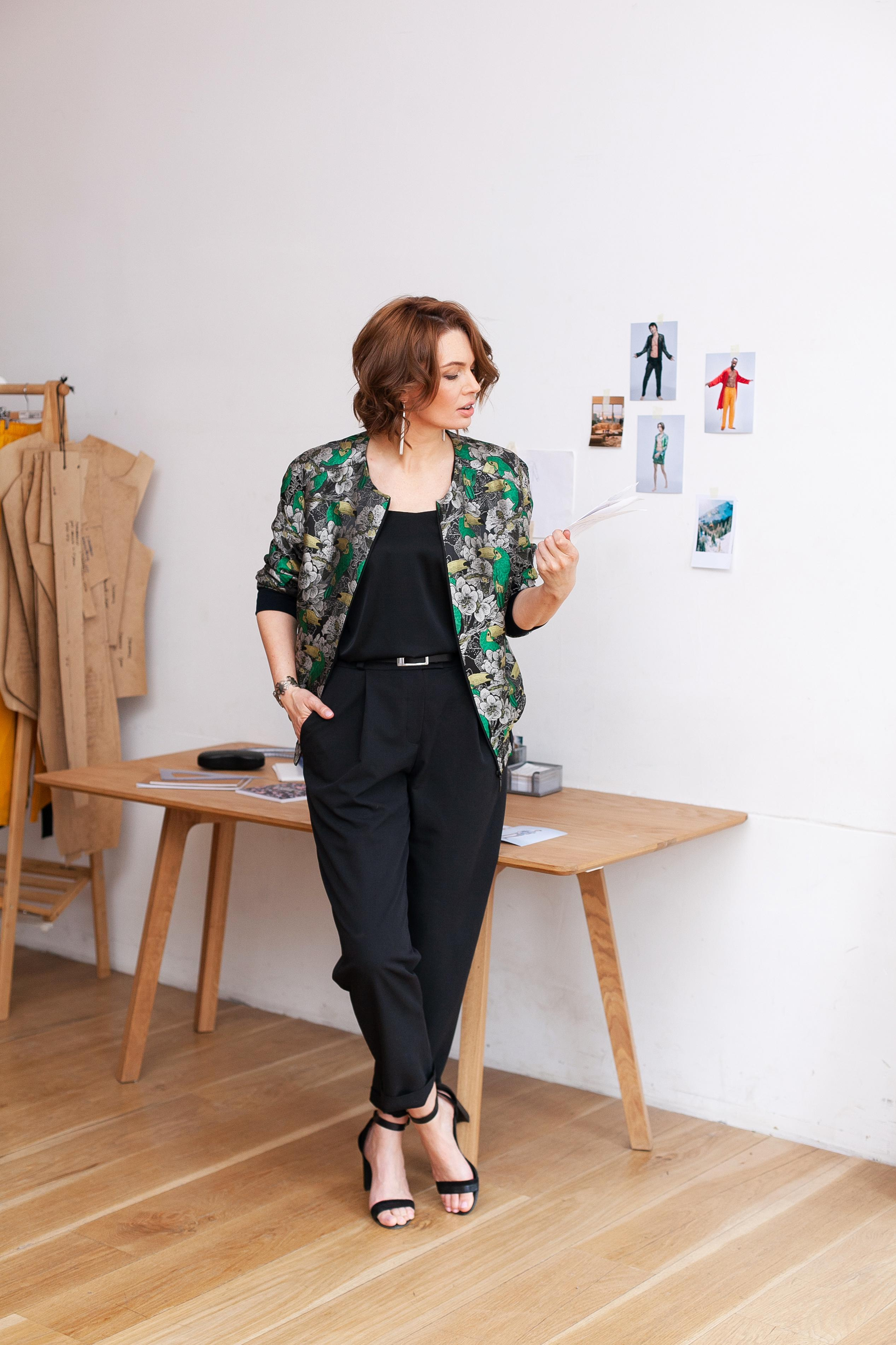 Дизайнер одежды. Контент фотограф Саша Логвиненко