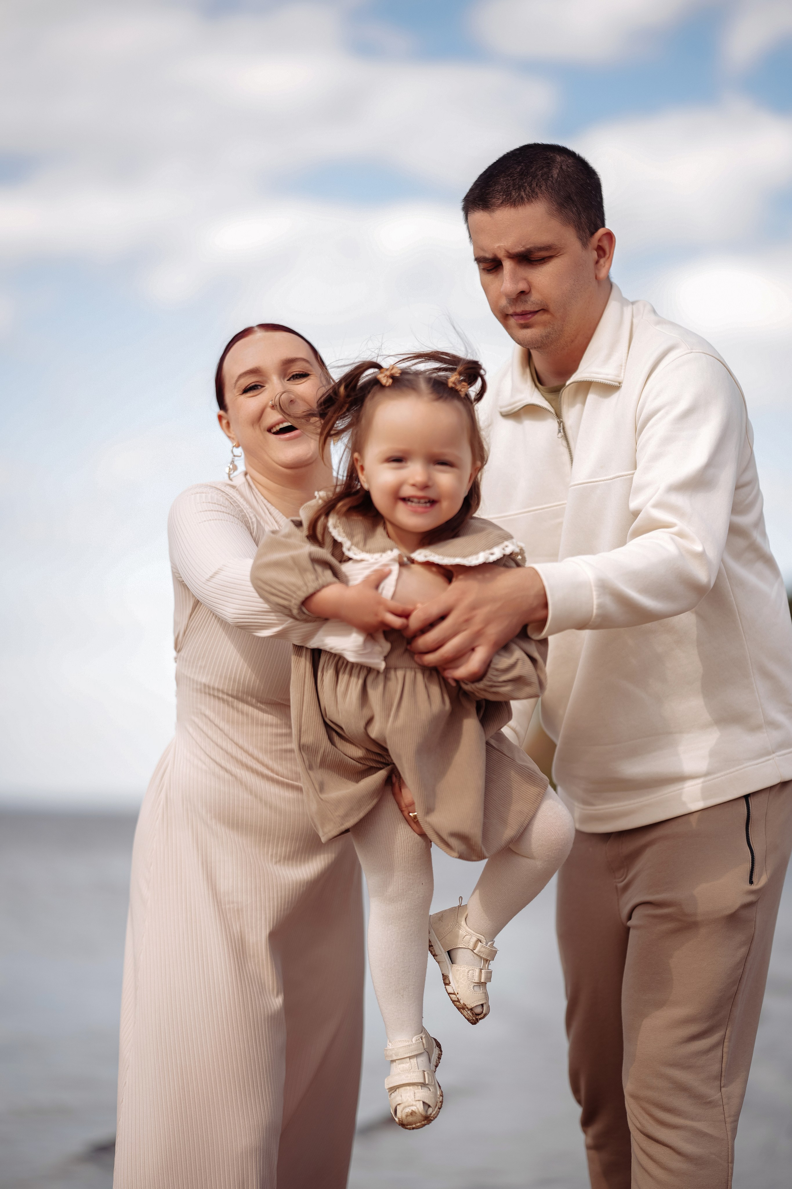 Берег Волги. Семейный и свадебный фотограф в Ульяновске Арина Авдеева