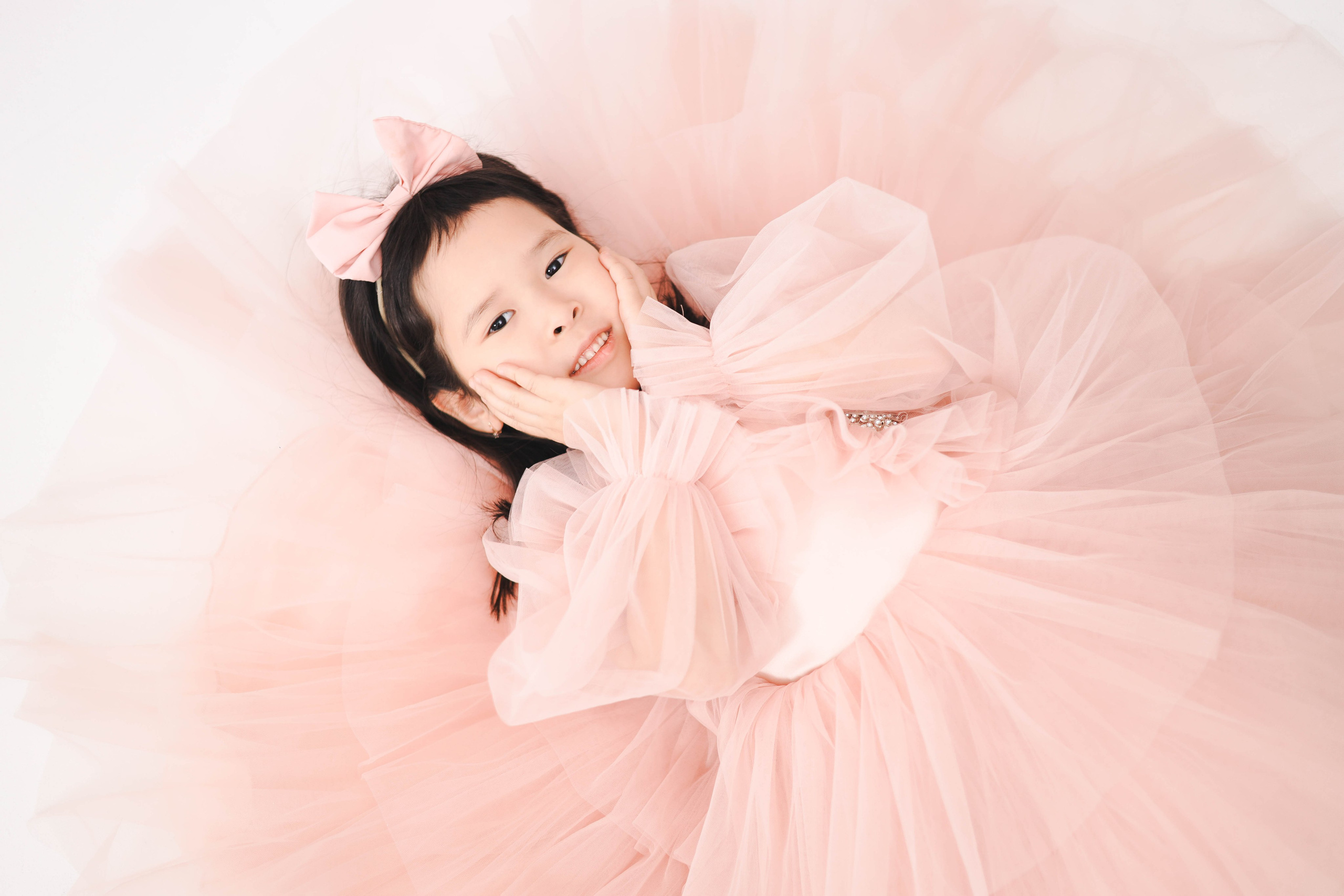 Детская семейная фотосессия в Алматы — профессиональный детский фотограф. Фотограф Алматы