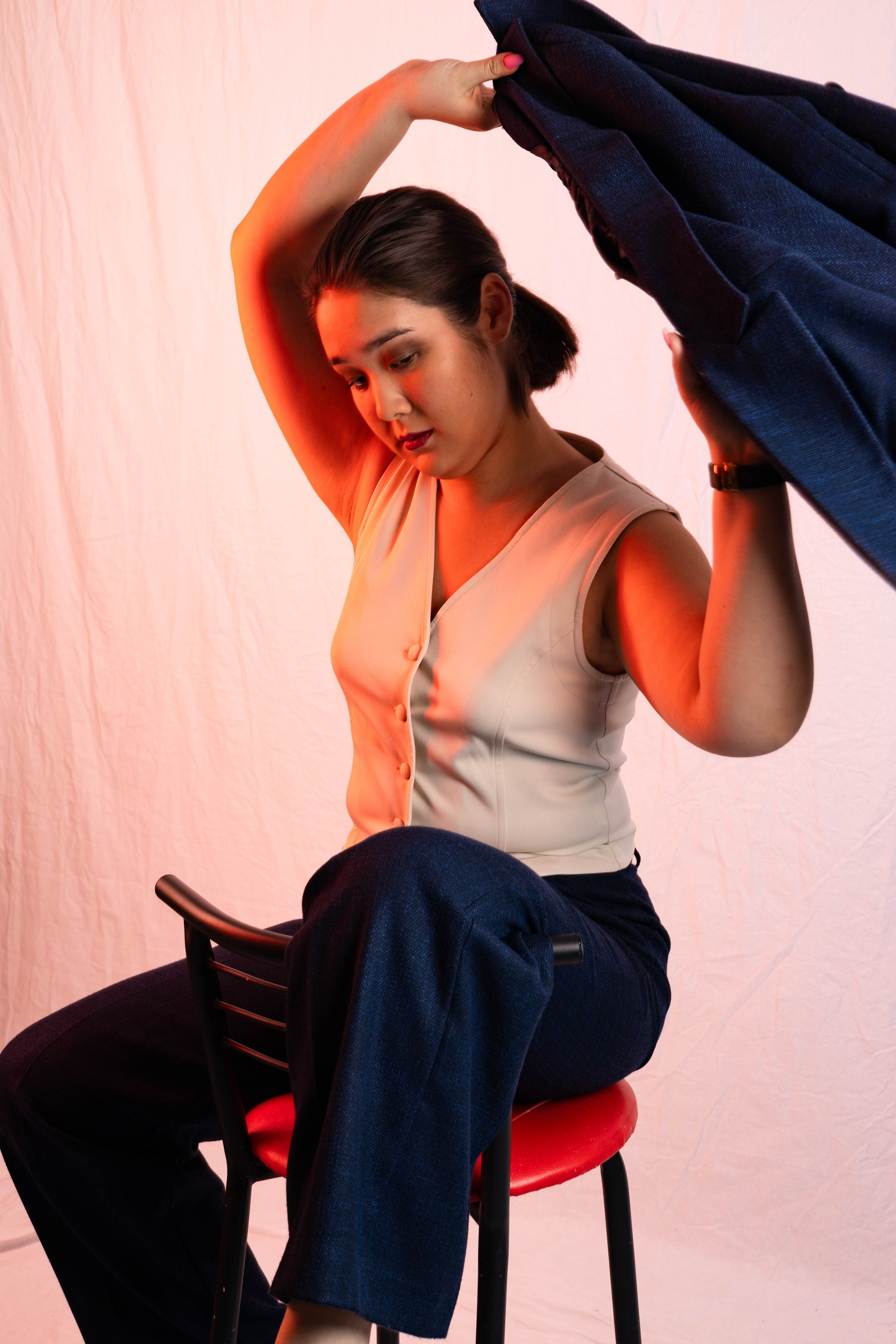 Портретная фотосессия в Алматы — индивидуальный портрет в студии. Фотограф Алматы