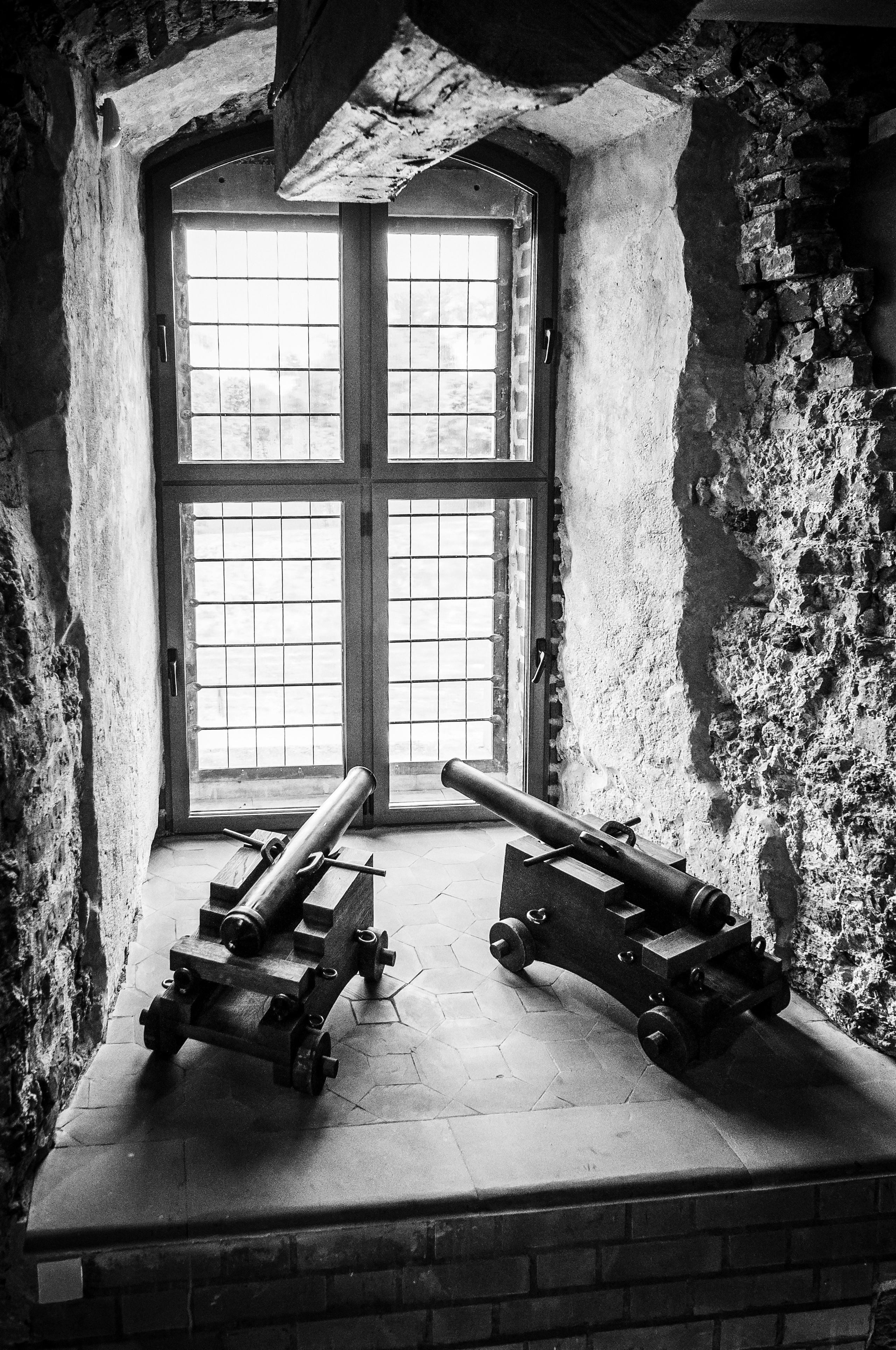 Мирский замок 2013. Фотограф Антон Швец — Монохромная реальность