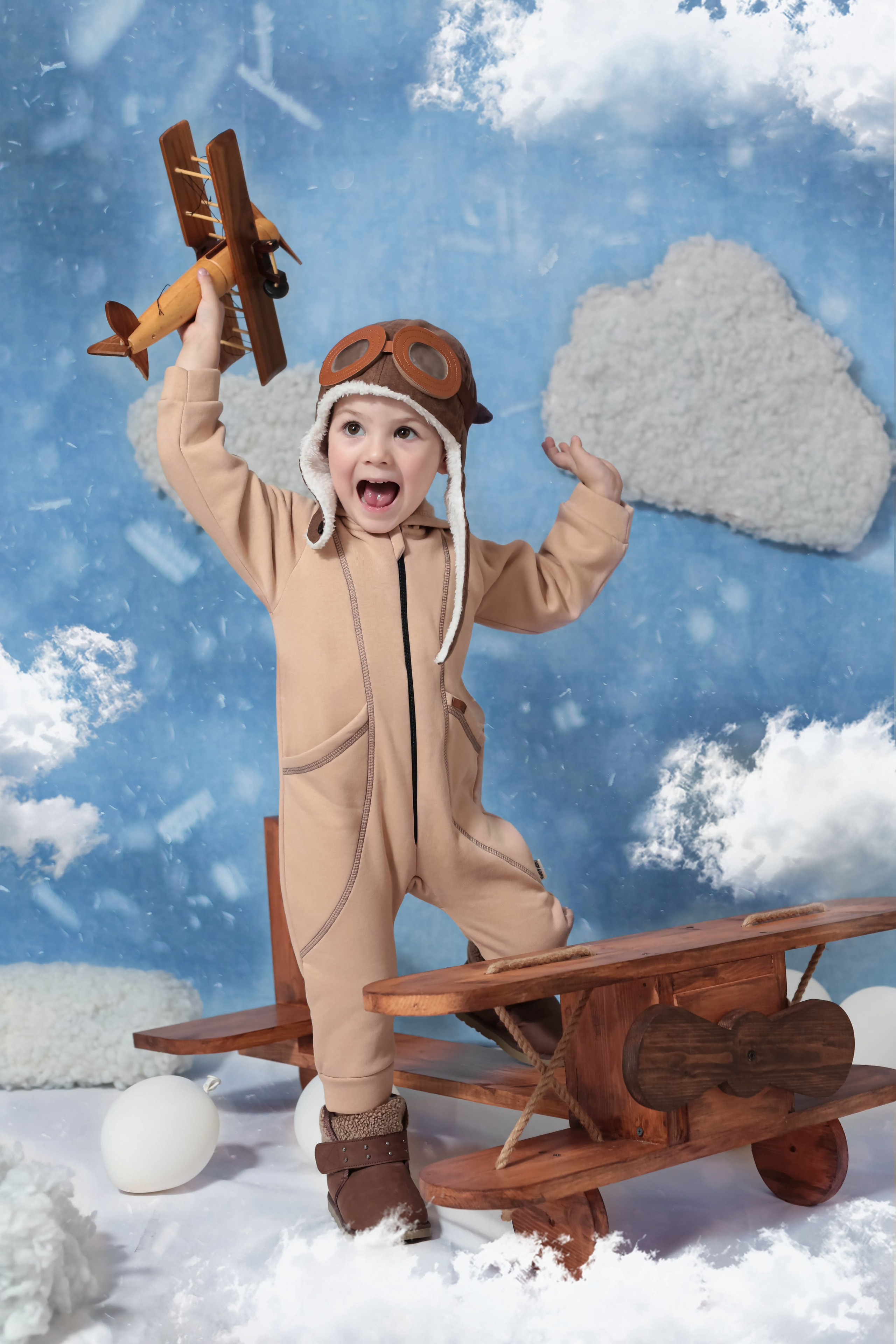 Детские фотопроекты. «ФотоЛерия» ФОТОГРАФ ВЫПУСКНЫЕ АЛЬБОМЫ