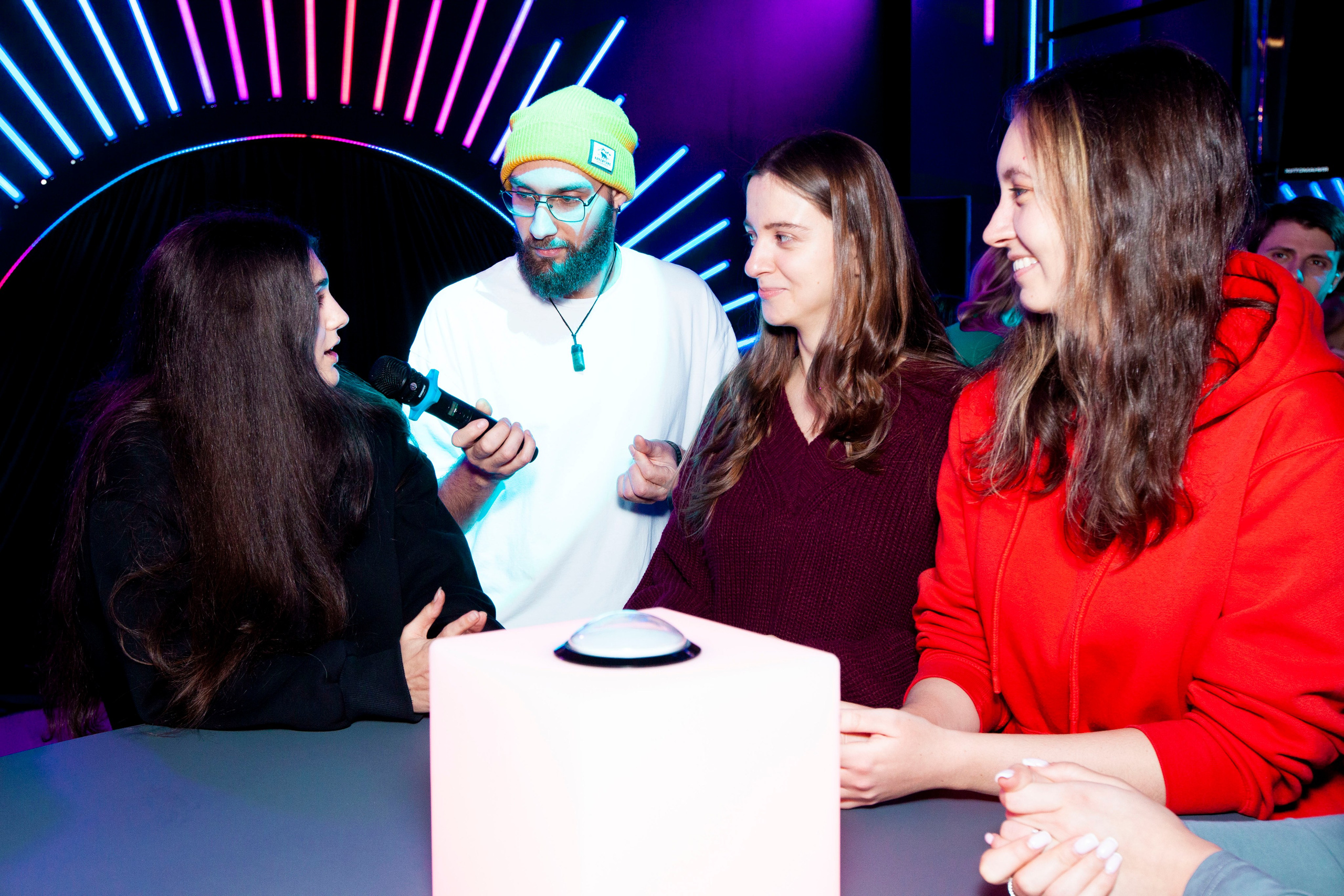 Хитомания. Stanislav Baryshev — People. Emotions. Atmosphere