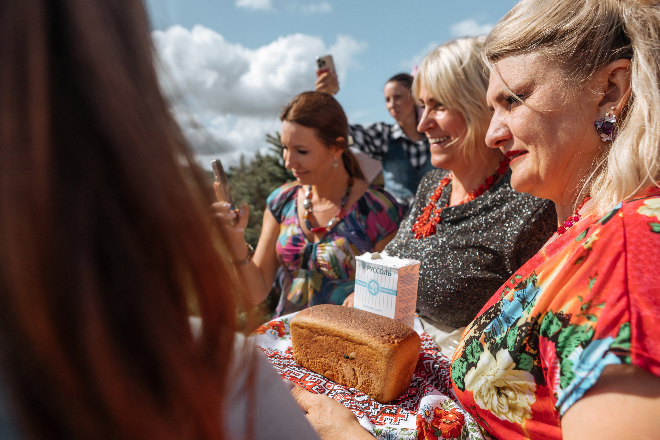 Свадьба в стиле 90х. Свадебный фотограф  Калининград | Москва|