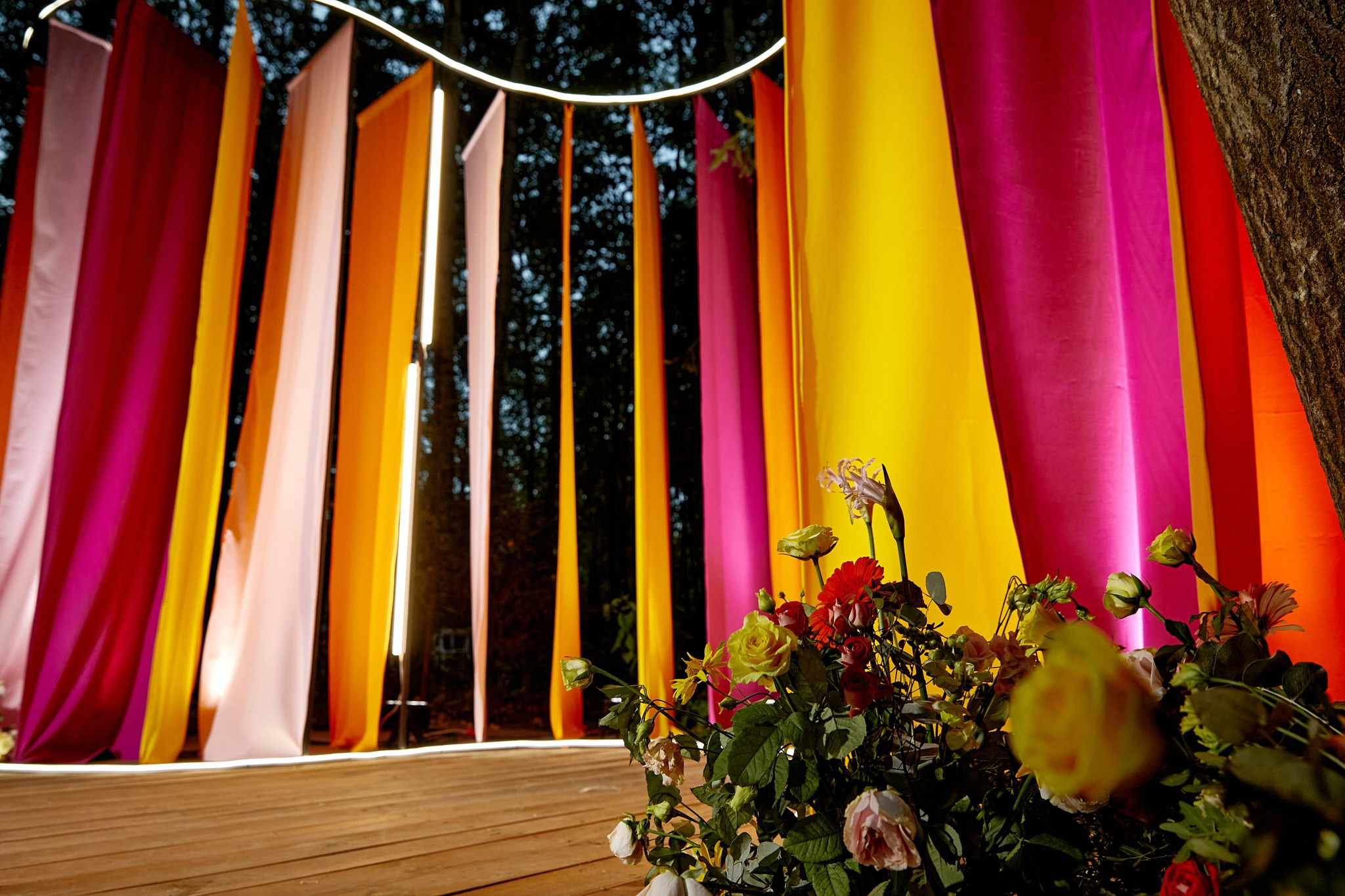 Living color — яркие и живые декорации от НикитинаДекор. Студия декора НикитинаДекор — оформление мероприятий в Ульяновске. Профессиональное создание эксклюзивных декораций