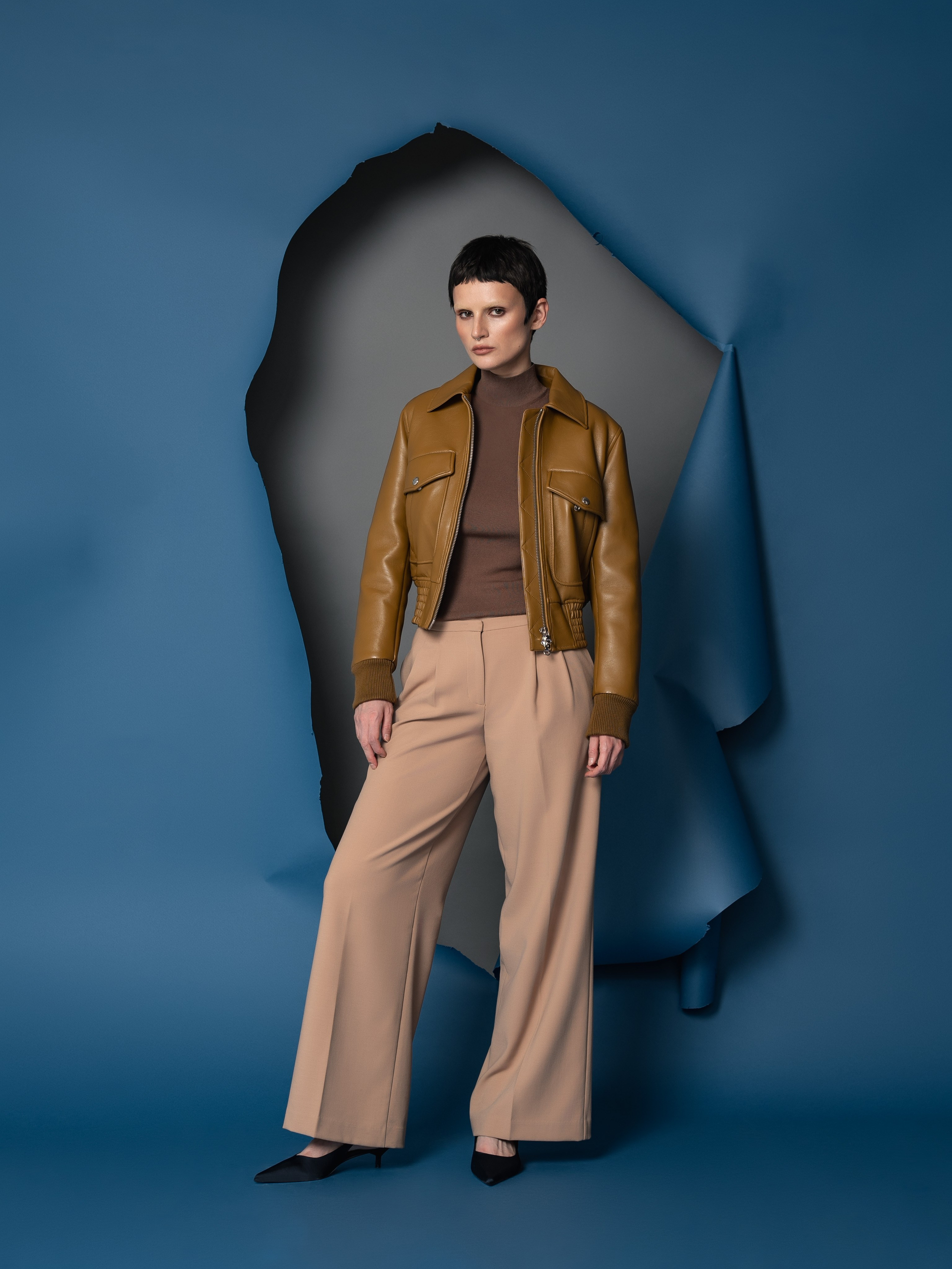 FASHION. Фотограф Брендов Москва Lada Contrasts съемка одежды Fashion