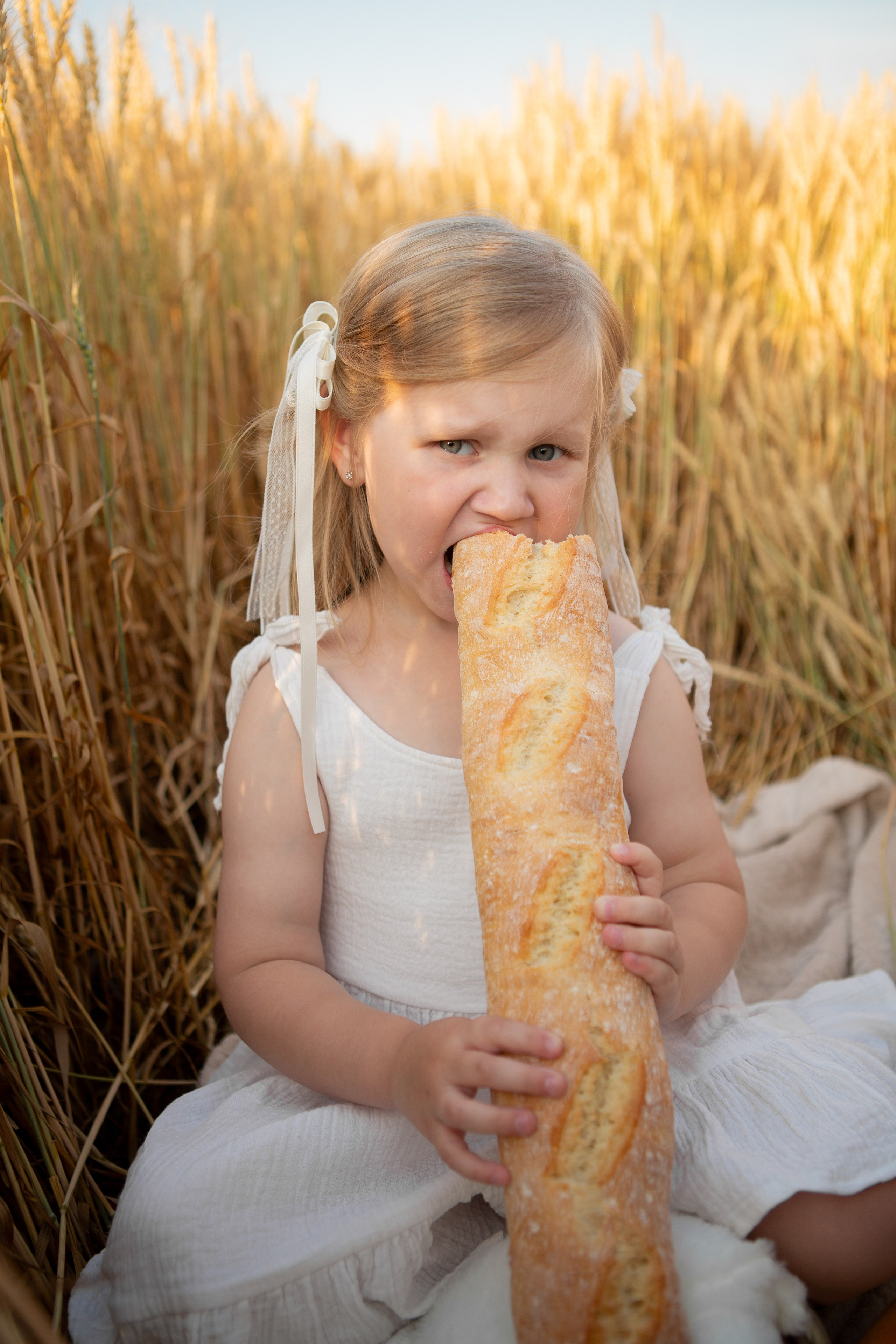 Детская в поле. Семейный фотограф в Новопокровской, Тихорецке и Краснодаре Чугусова Марина
