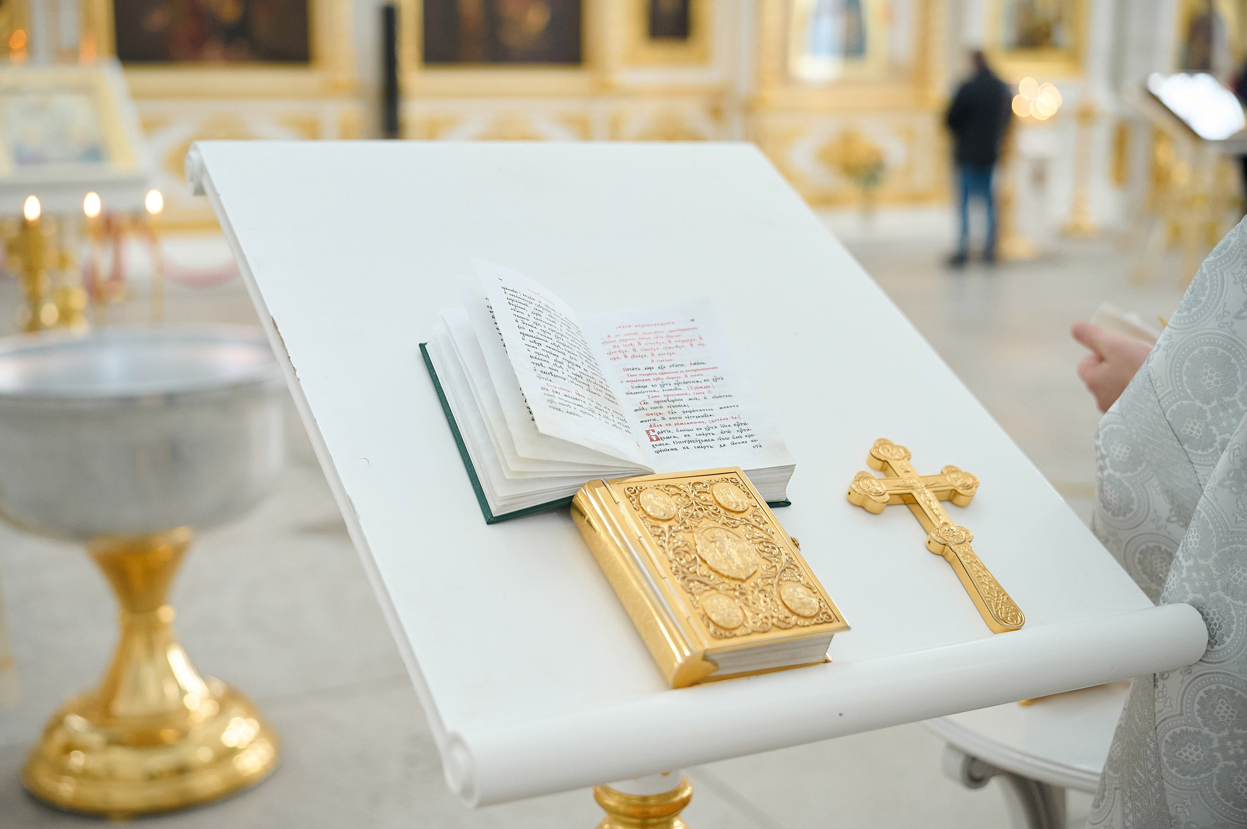 Фотограф на таинство крещения в Смольном соборе Санкт-Петербурга