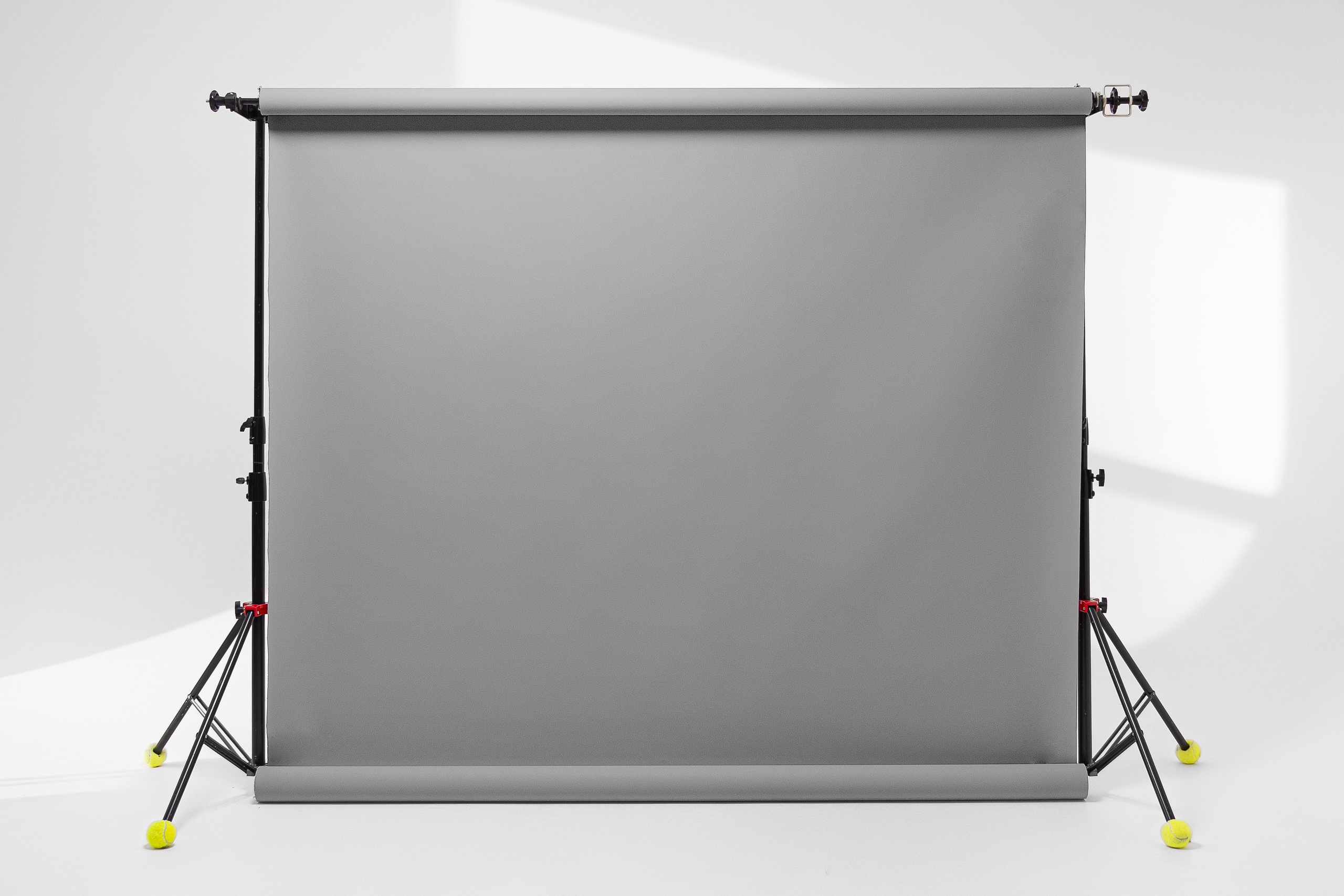 Аренда фотостудия с циклорамой в Сочи — FASHIONprod, 1000 ₽/час. Стрит съемки для маркетплейсов в Сочи | ИИ контент | fashionprod