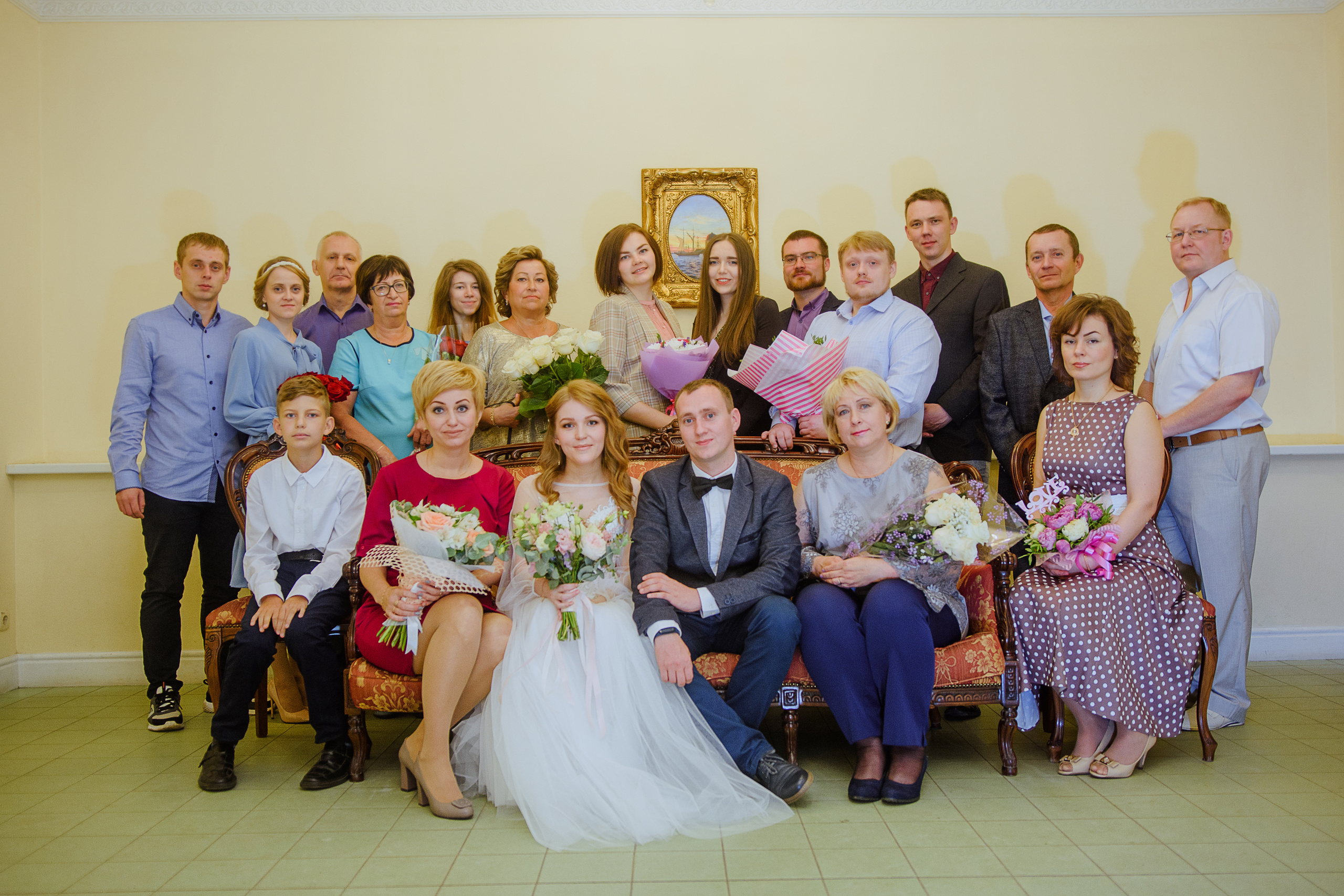 Студийная свадебная съемка молодой пары