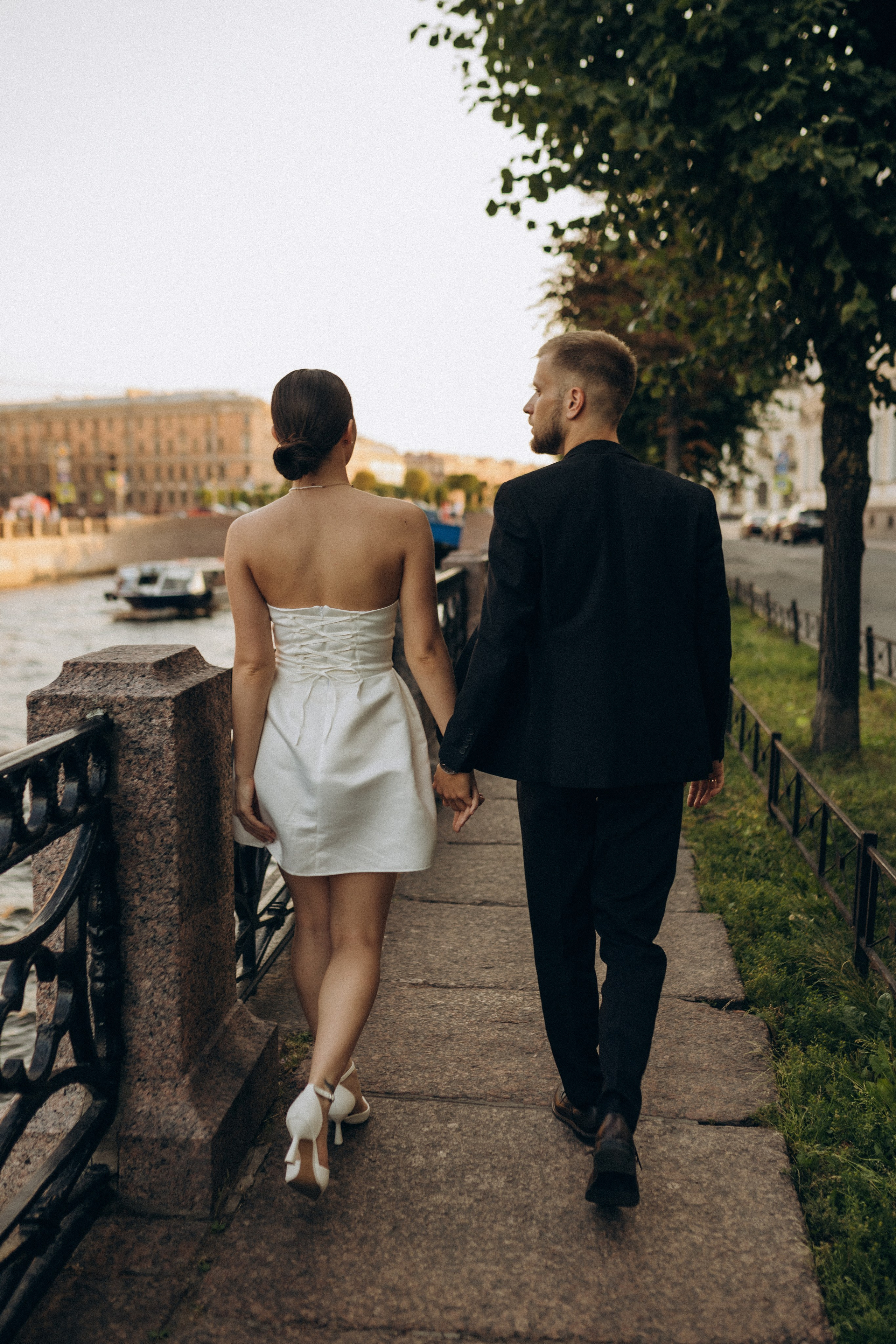 Костя и Лиза|прогулка + катер. Свадебный и love story фотограф в Санкт-Петербурге