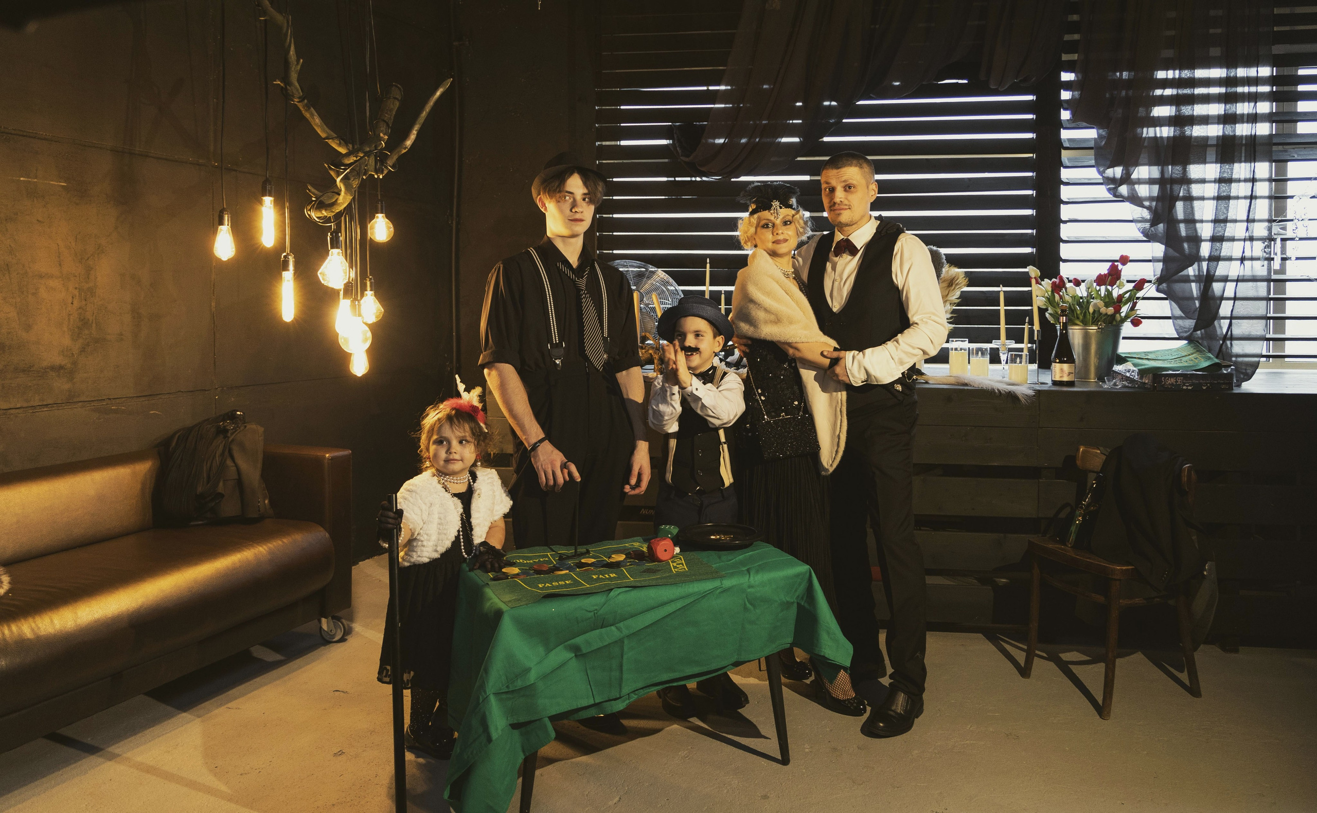 Семья Волковых. Фотограф для маркетплейсов, фотоуслуги в Жуковском Татьяна Марсуверских