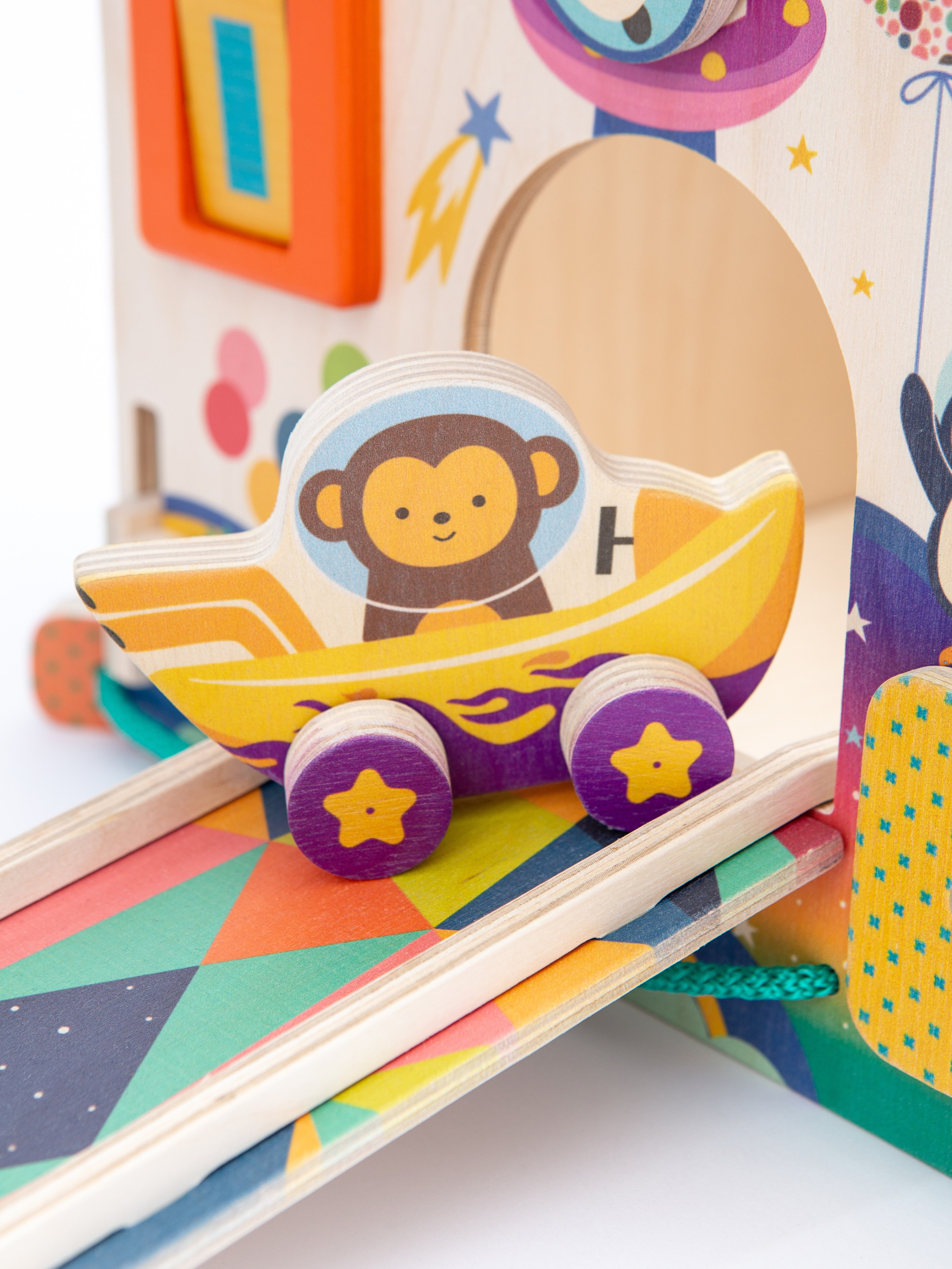 Бизидомики на белом фоне. Главная