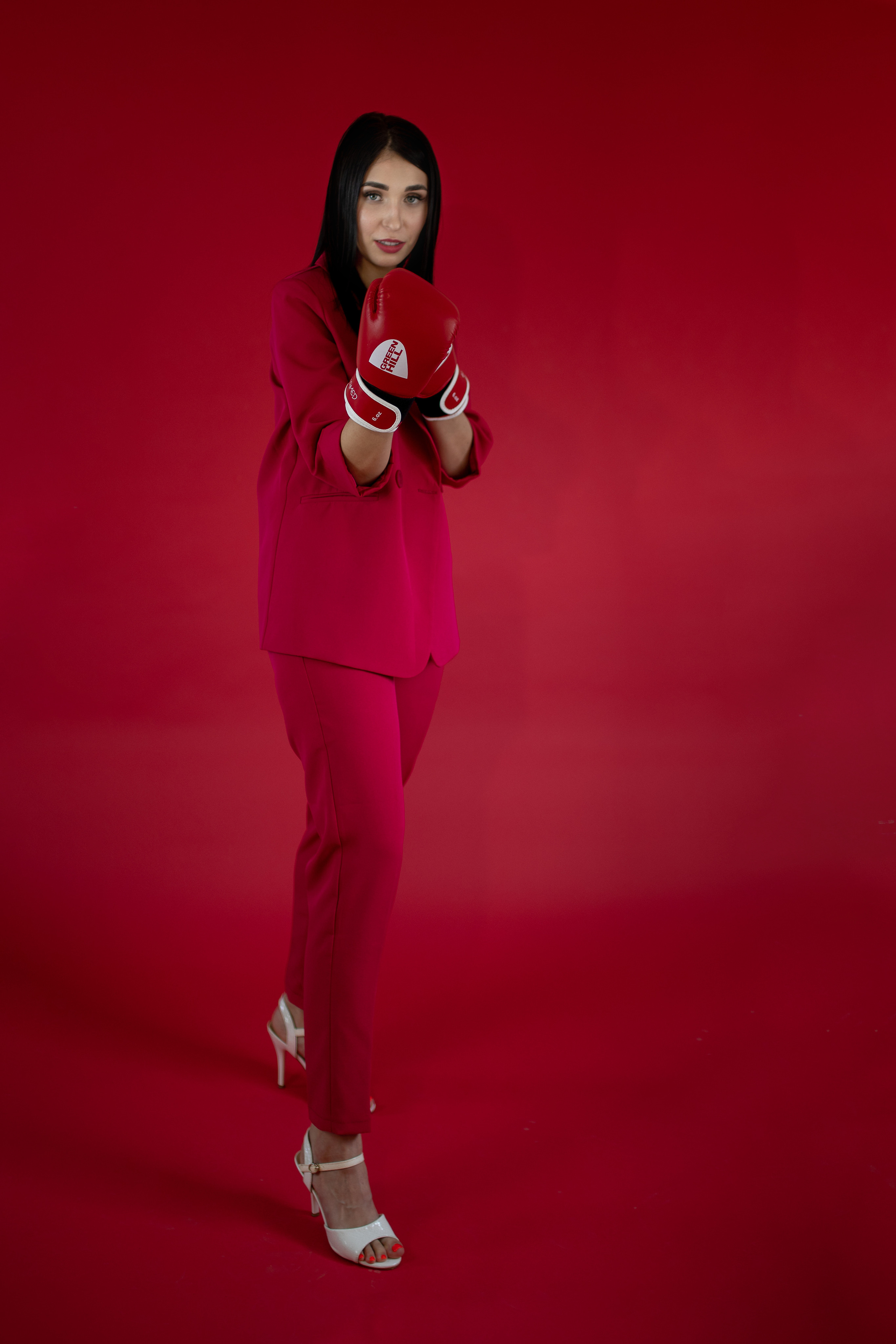 Ledy in red (Парабель, фотостудия). Семейный и детский фотограф София Шарабурко, Томская область