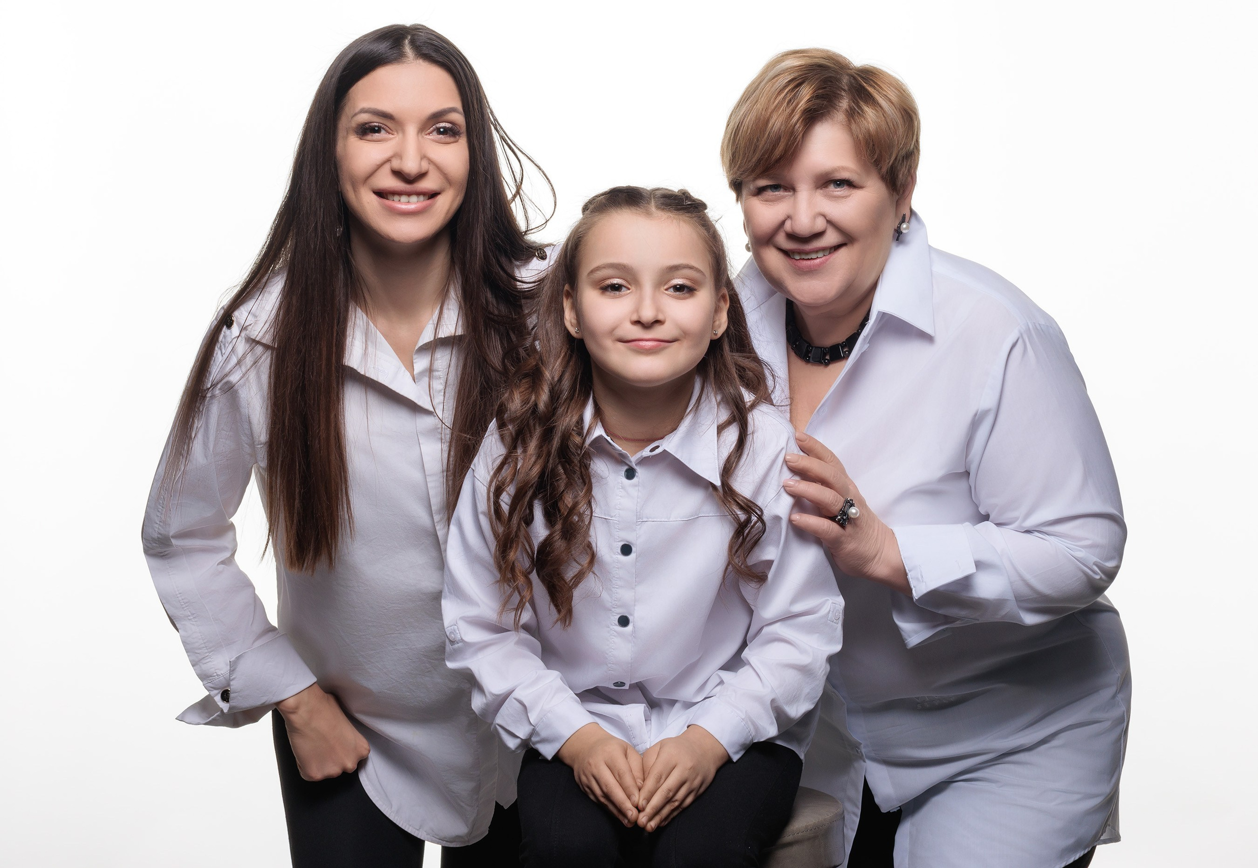 Три поколения. Семейный портрет. Фотосессия в Efimov Studio. Портретный фотограф во Владивостоке Сергей Ефимов. #СергейЕфимовФото