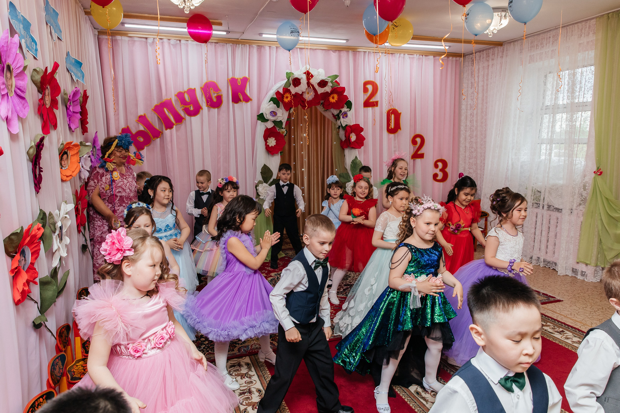 Выпускной Солнышко 2023. Воронистая Анастасия. Фотограф Якутия, Томпонский район