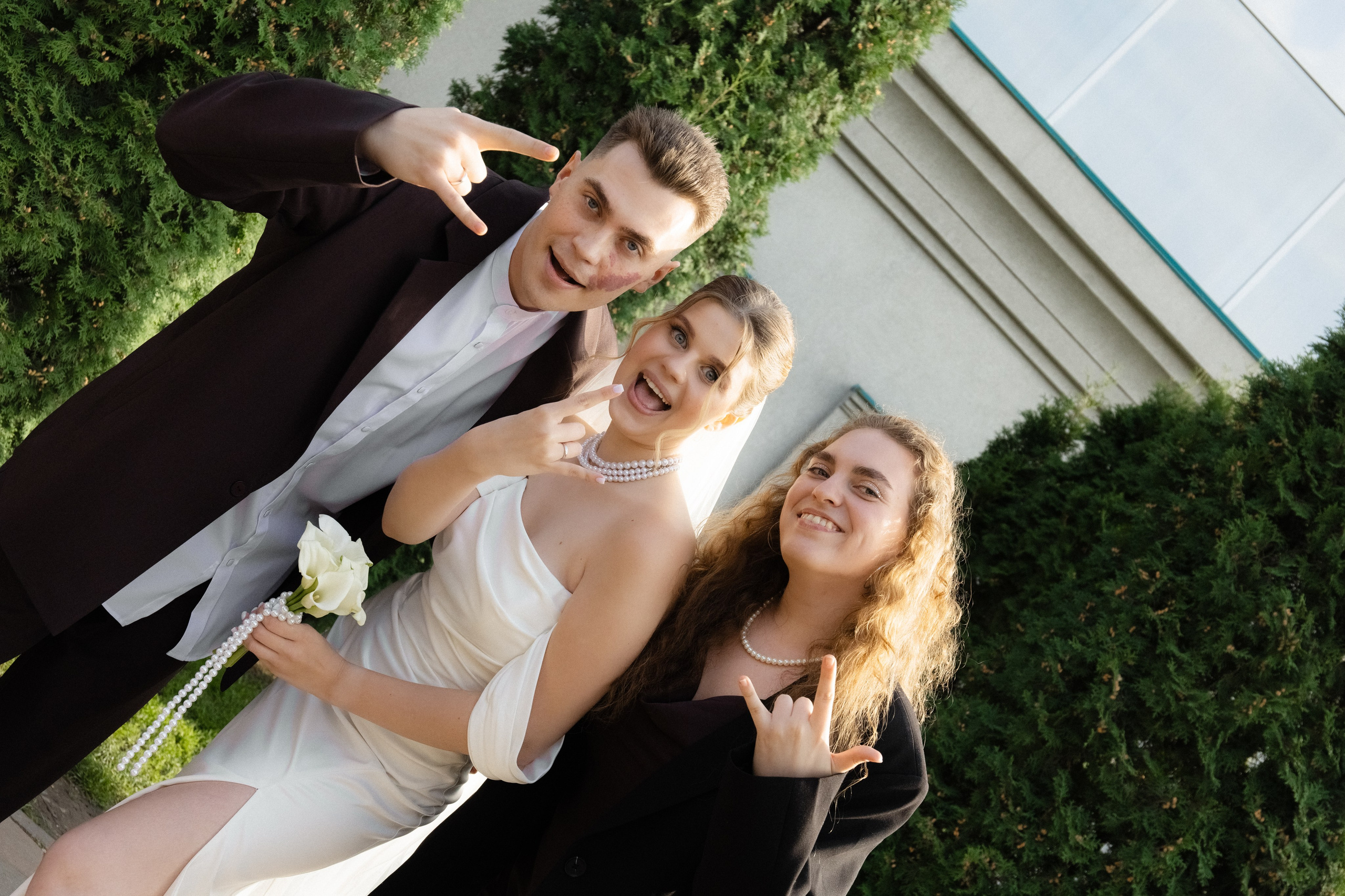 Гайд-путеводитель по Центральному ЗАГСу. Свадебный и портретный фотограф в Новосибирске Любовь Исакова