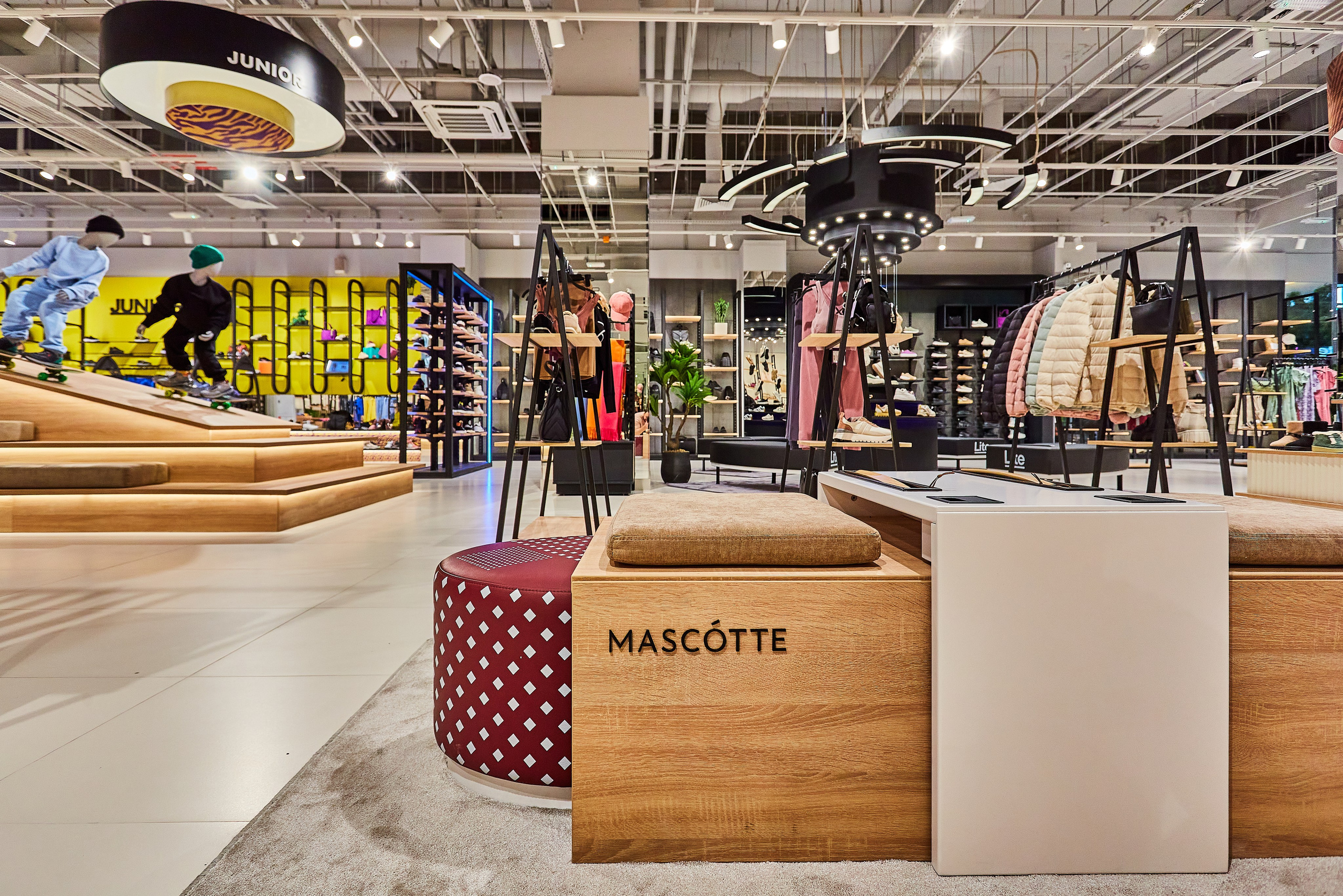 Съемка торгового магазина. Фотограф Руслан Потапов в Краснодаре