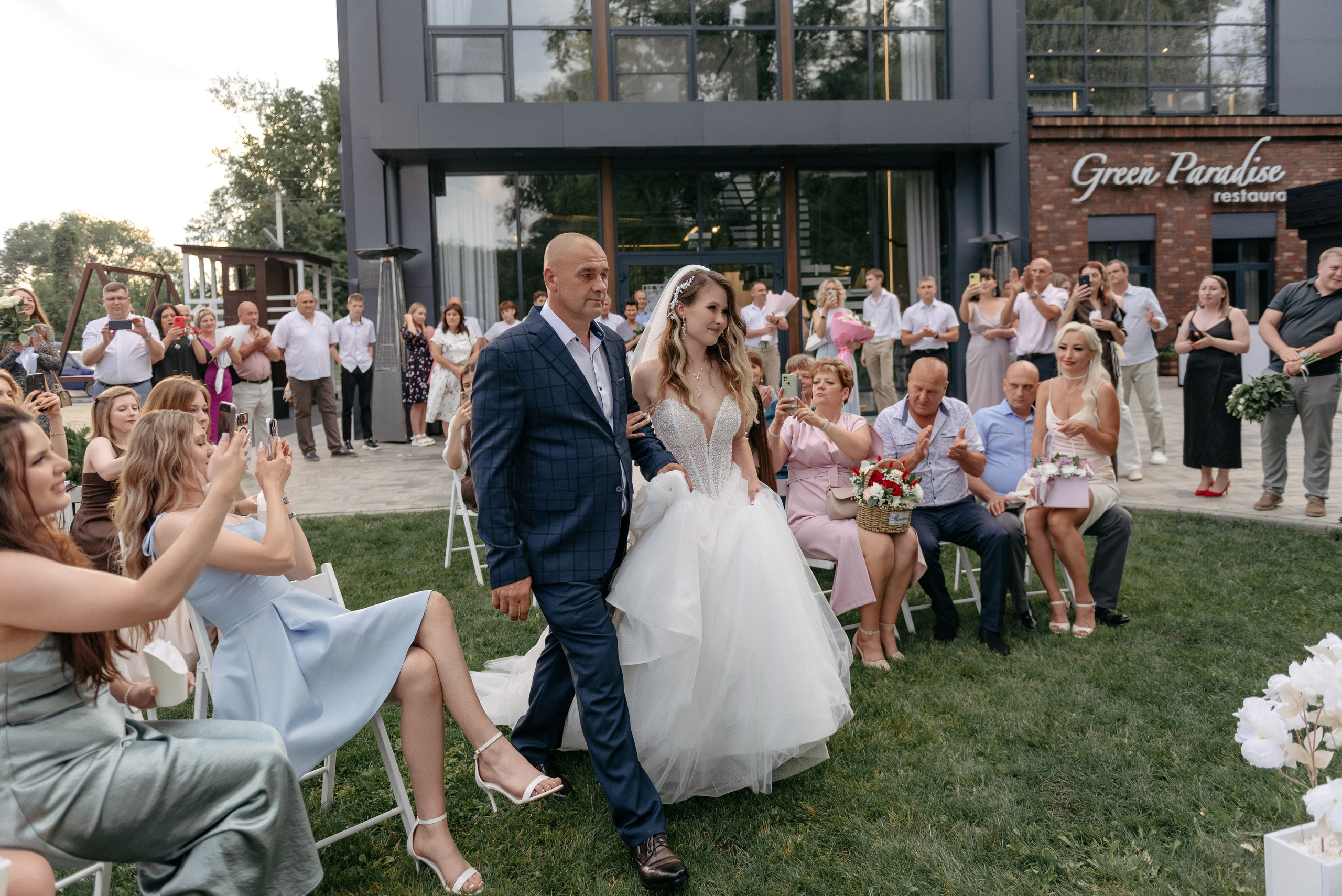 Сергей и Анастасия. Свадебный и семейный фотограф в Алексеевке Марина Купреева