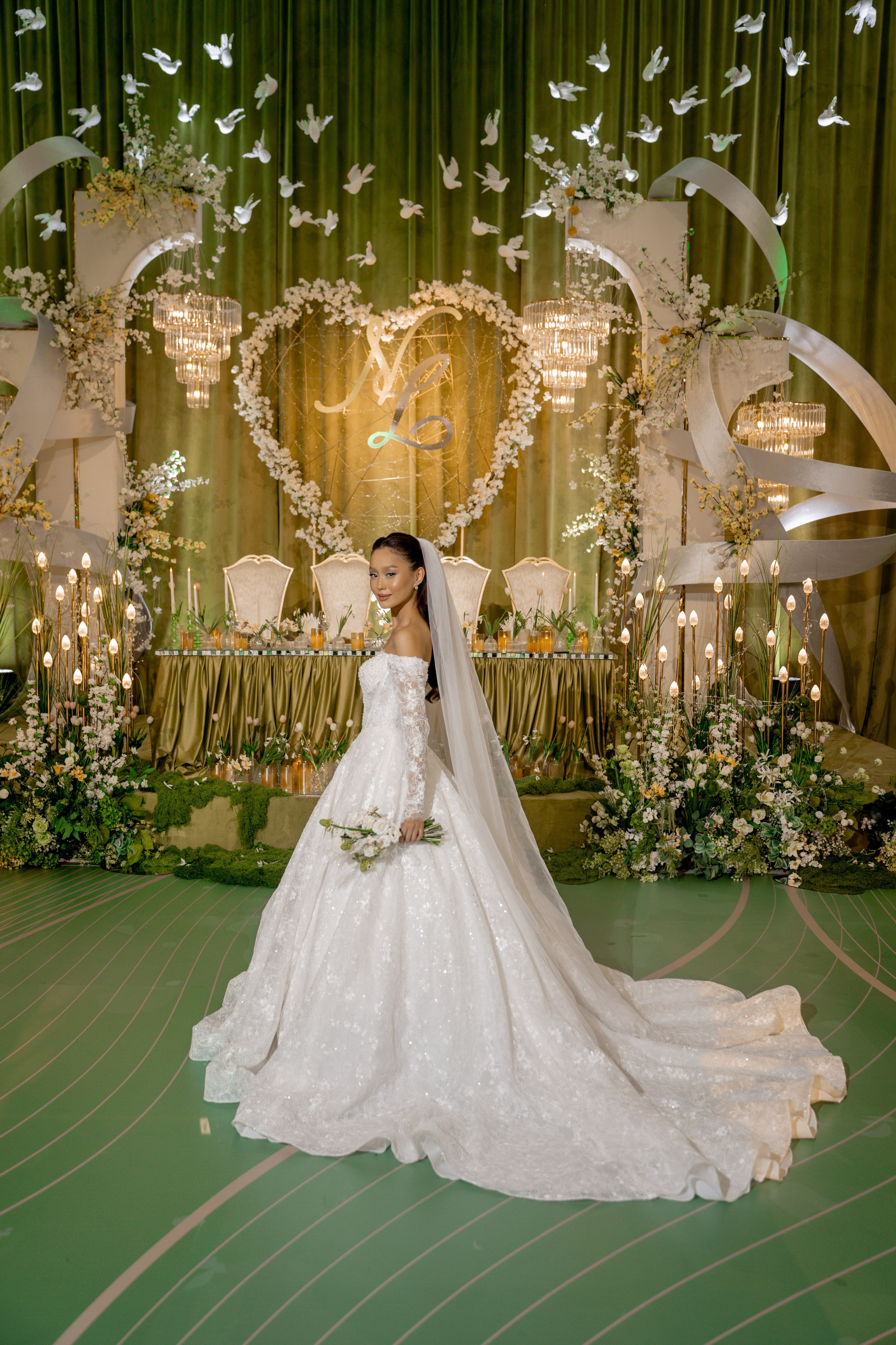 NURZHAN & LYAZZAT «MAHABBAT KOKTEMI». ___________________________________________________