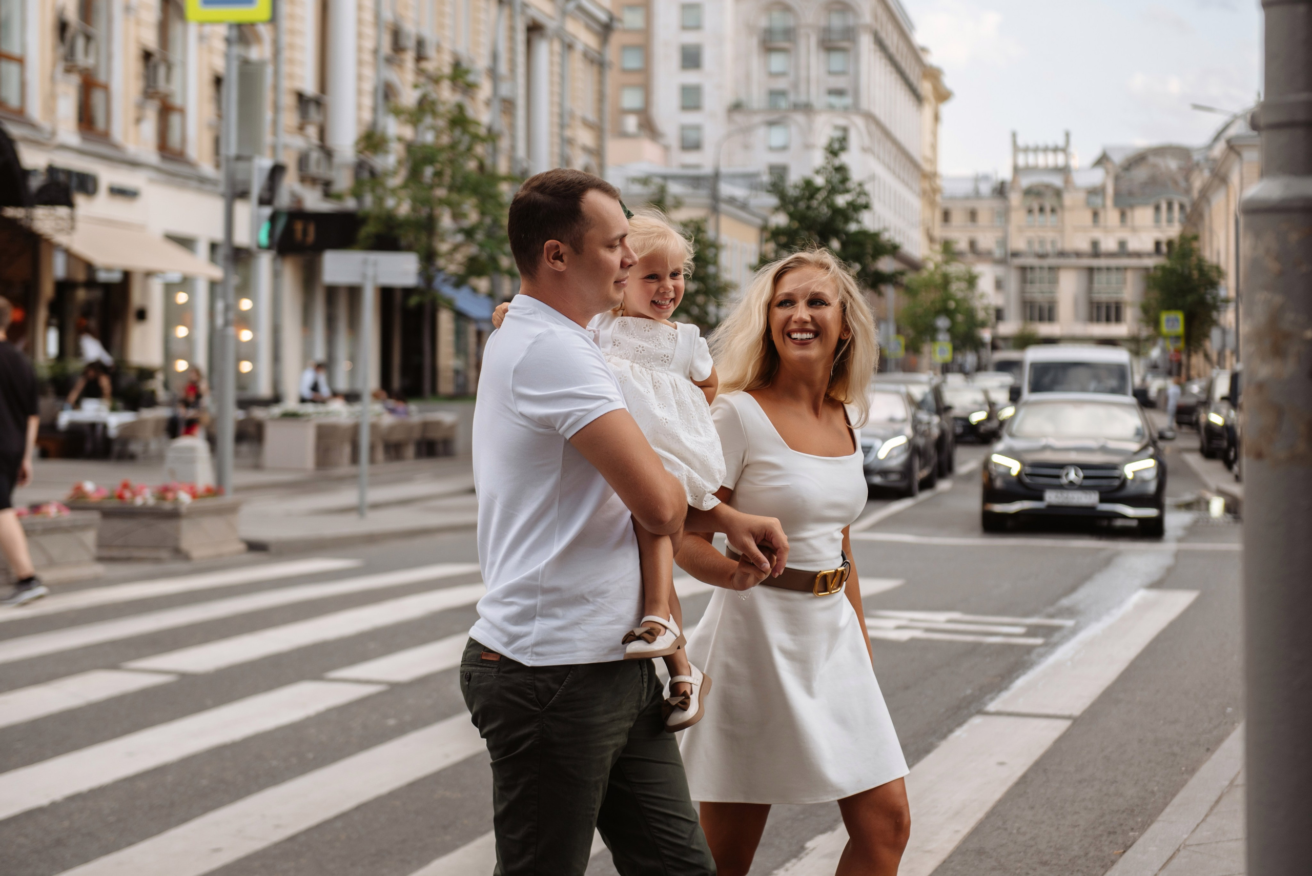 Миллионы глаз смотрят на нас.спустя 5 лет). Свадебный фотограф и визажист в Москве Кристина Палько