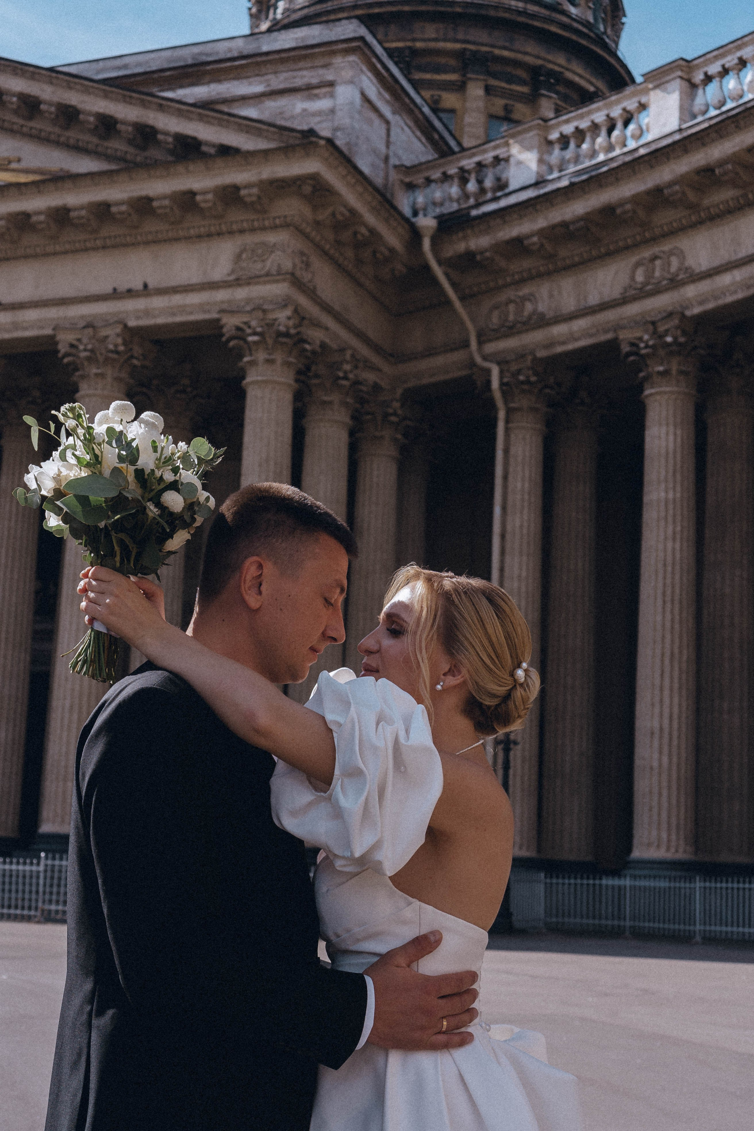 СВАДЕНБНАЯ СЬЕМКА НА КАТЕРЕ ПО КАНАЛАМ САНКТ-ПЕТЕРБУРГА И В АКВАТОРИИ НЕВЫ. Профессиональный фотограф, Санкт-Петербург — Виктория Богомолова