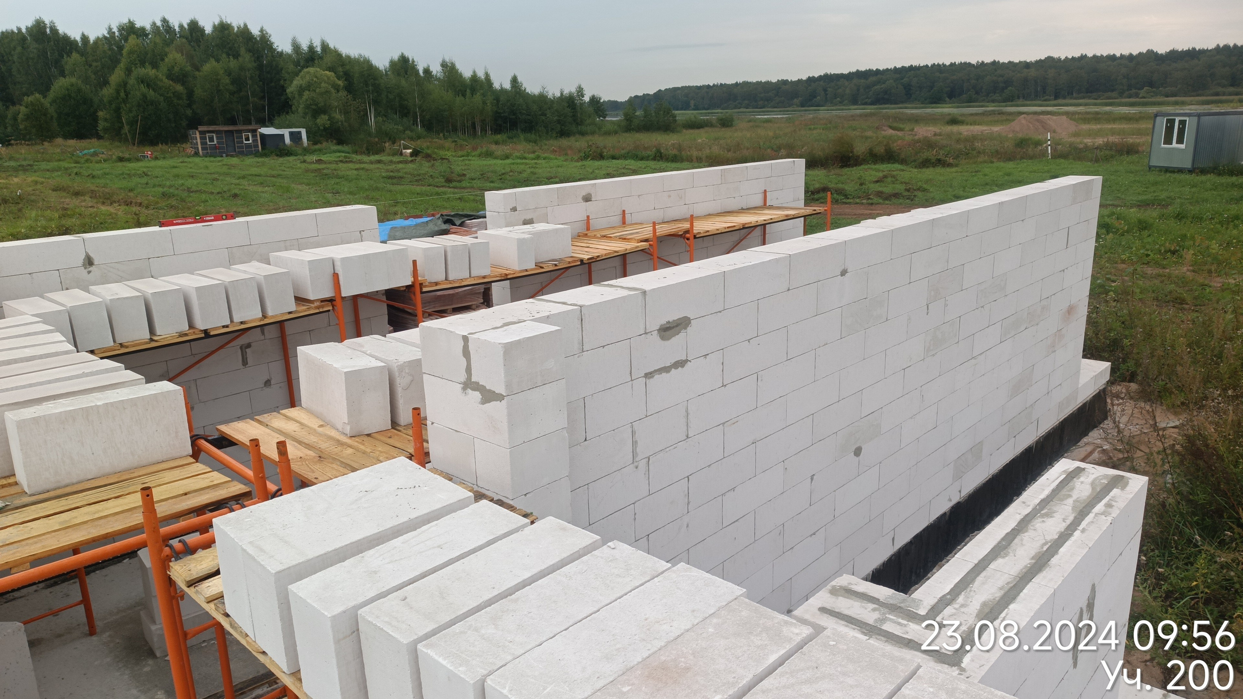 Кладка стен из газоблока — операционный и приемочный контроль к. ООО «Истейт Подряд». Строительный контроль и комплексное сопровождение строительства в Твери и Тверской области