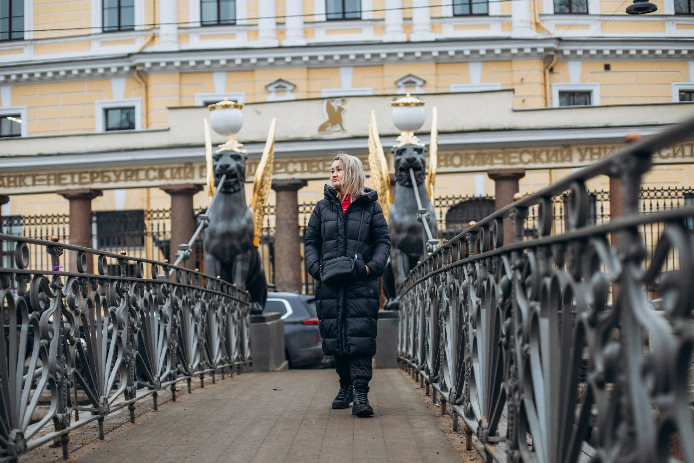 Юлия в феврале. Фотопрогулка в Петербурге. Индивидуальный и семейный фотограф в Санкт-Петербурге