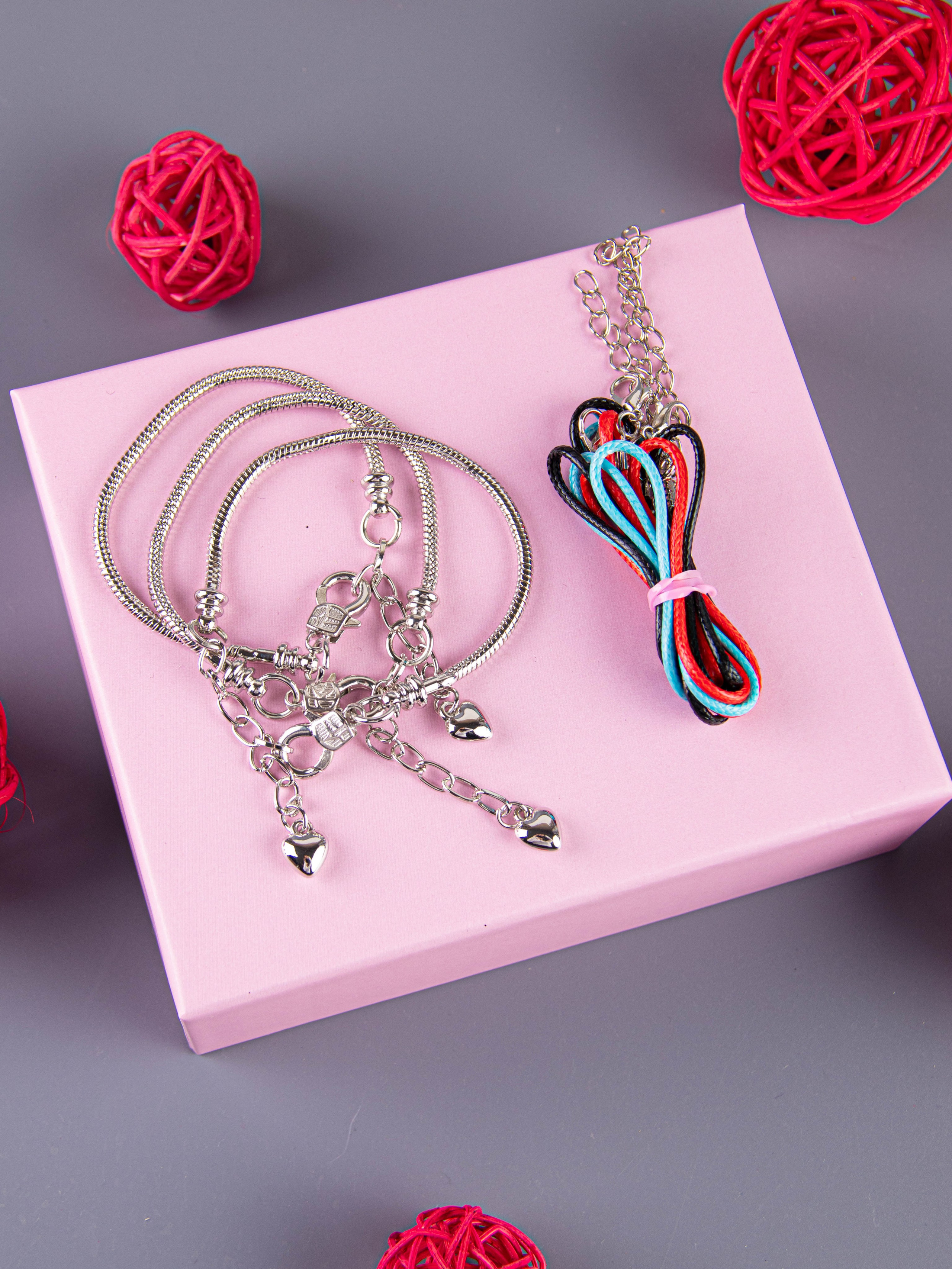 Наборы по созданию браслетов (розовый). «Матрица»