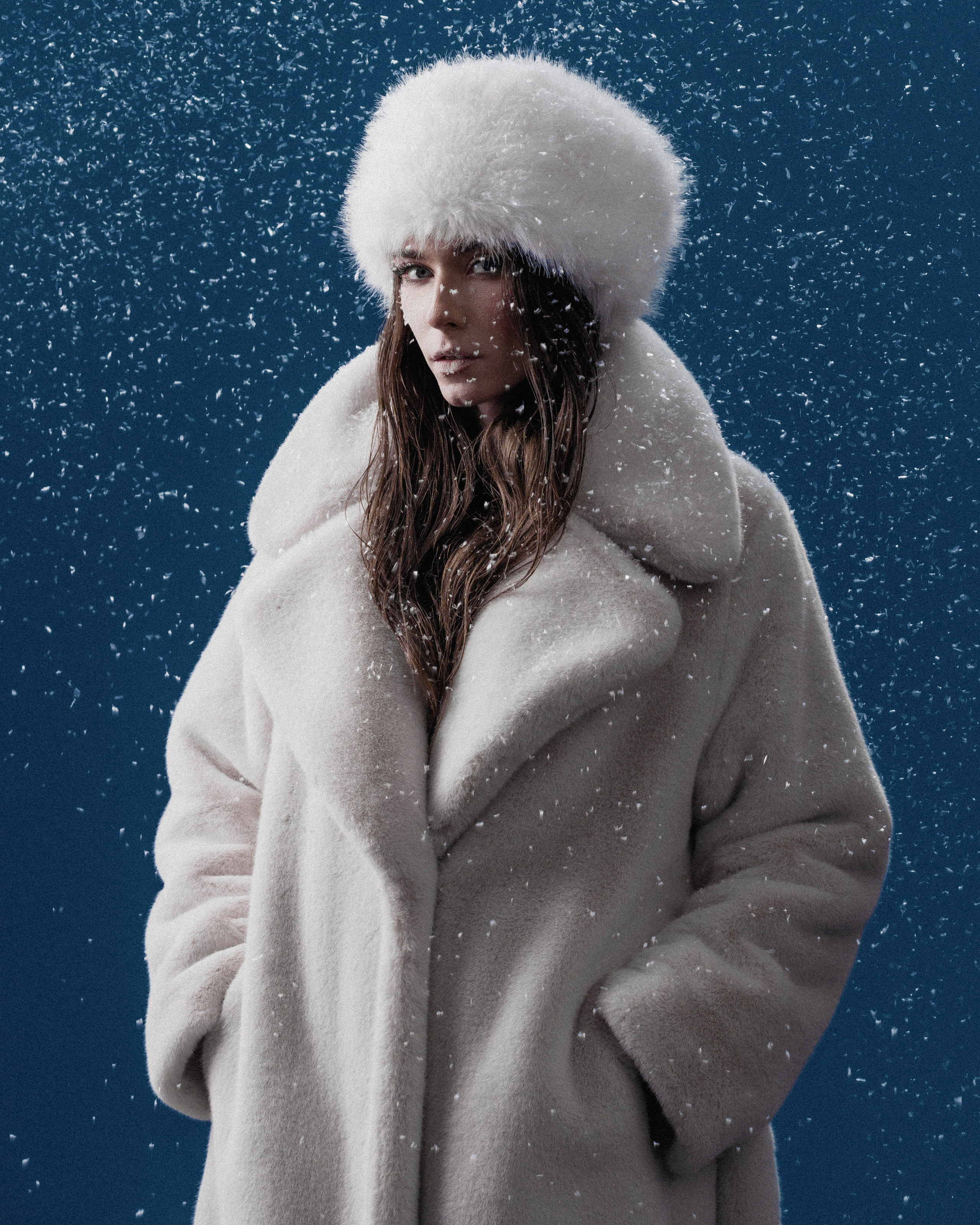 Рекламный кампейн. ЦУМ. Шапки. АРХИ STYLE