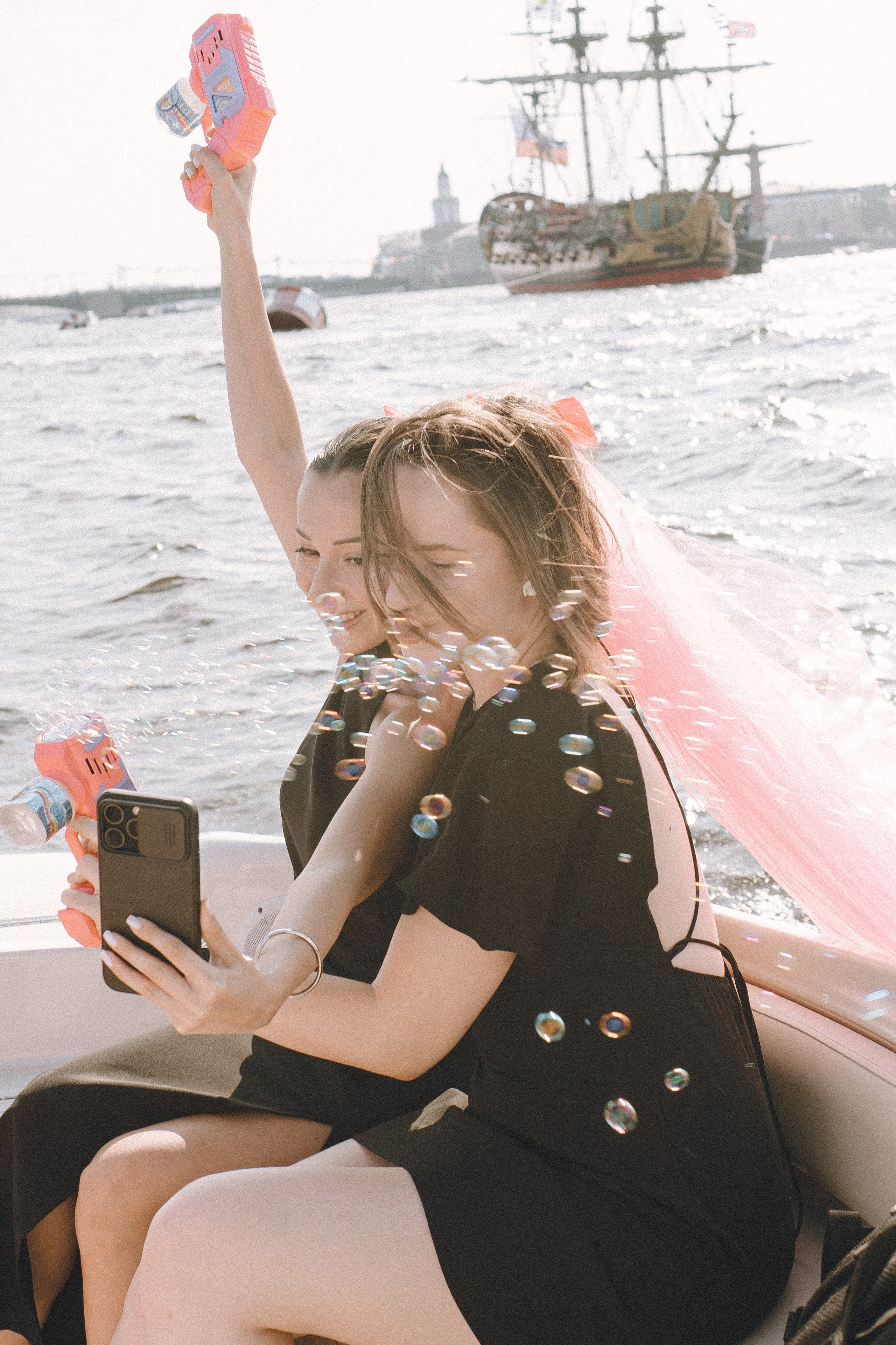 ДЕВИЧНИК НА КАТЕРЕ. Профессиональный фотограф, Санкт-Петербург — Виктория Богомолова