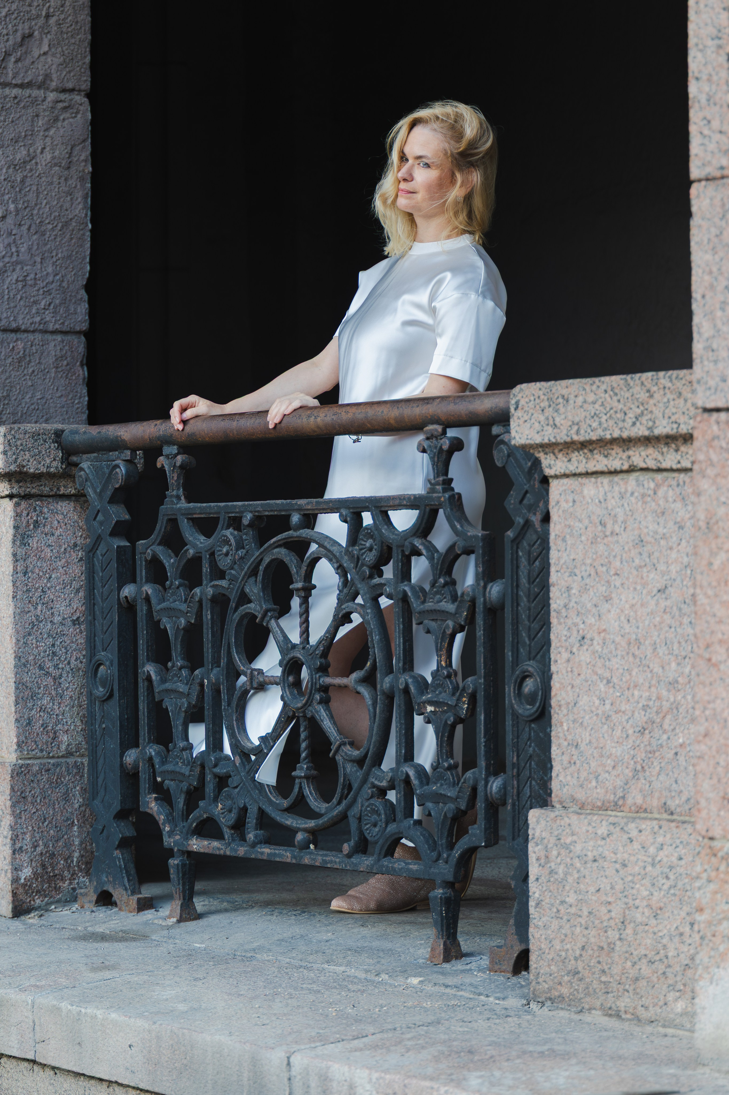 Фото прогулка по старой Риге — атмосферная съёмка в историческом центре. Свадебный и семейный фотограф