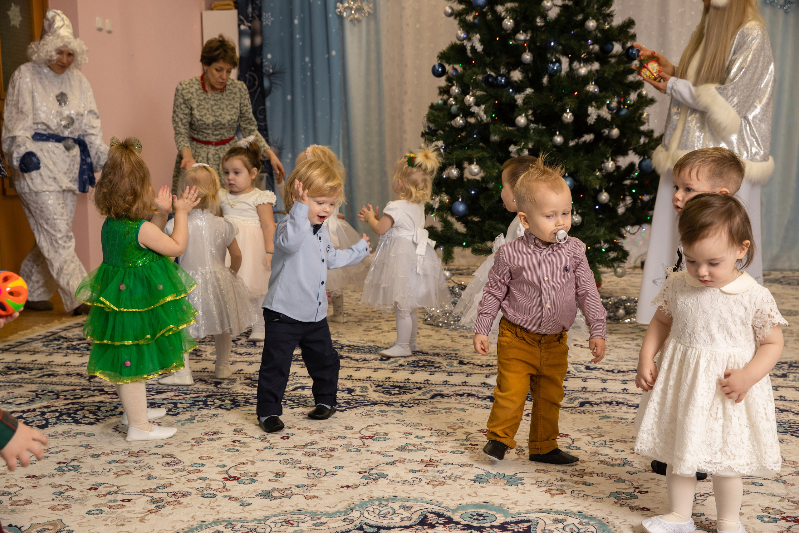 Новогодний утренник Успех. Фотограф в Железнодорожном и Балашихе