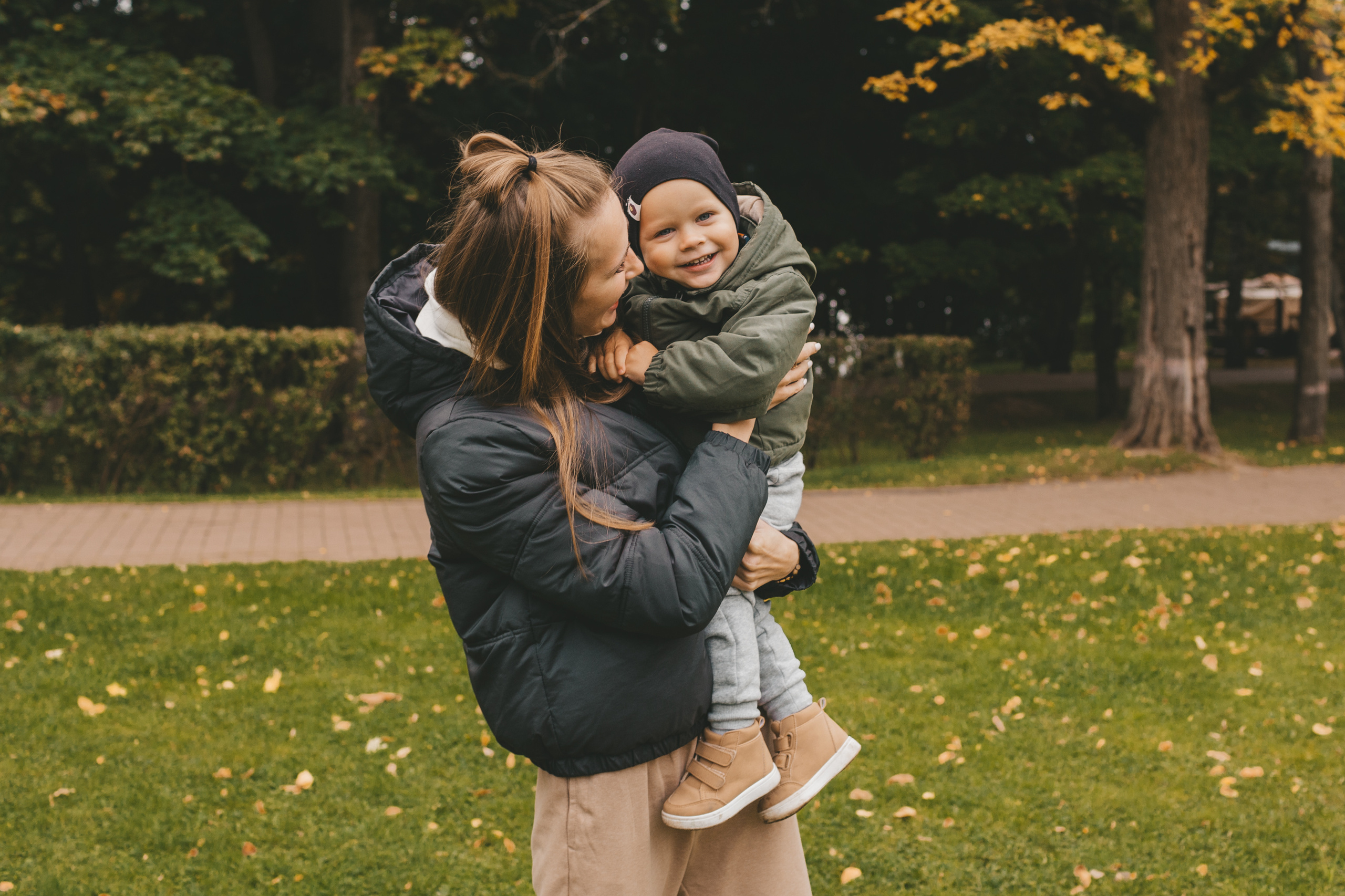 Алина и Тёма. Осенняя прогулка в Остафьево. Семейный и детский фотограф и видеограф в Москве, Дрокина Наталья
