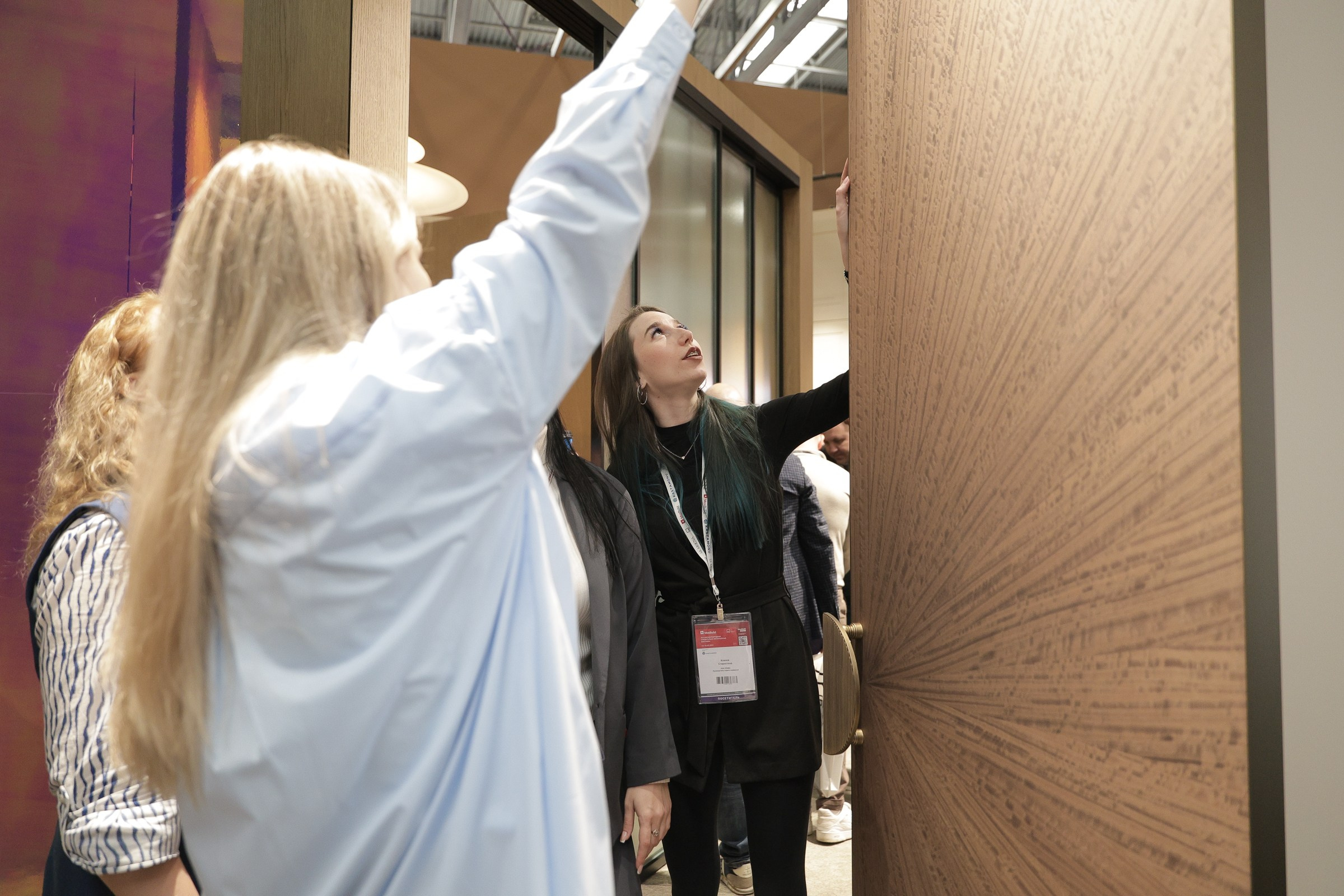 /РЕПОРТАЖ/ Выставка МосБилд. 2024. Свадебный фотограф Великий Новгород Станислав Кособудский