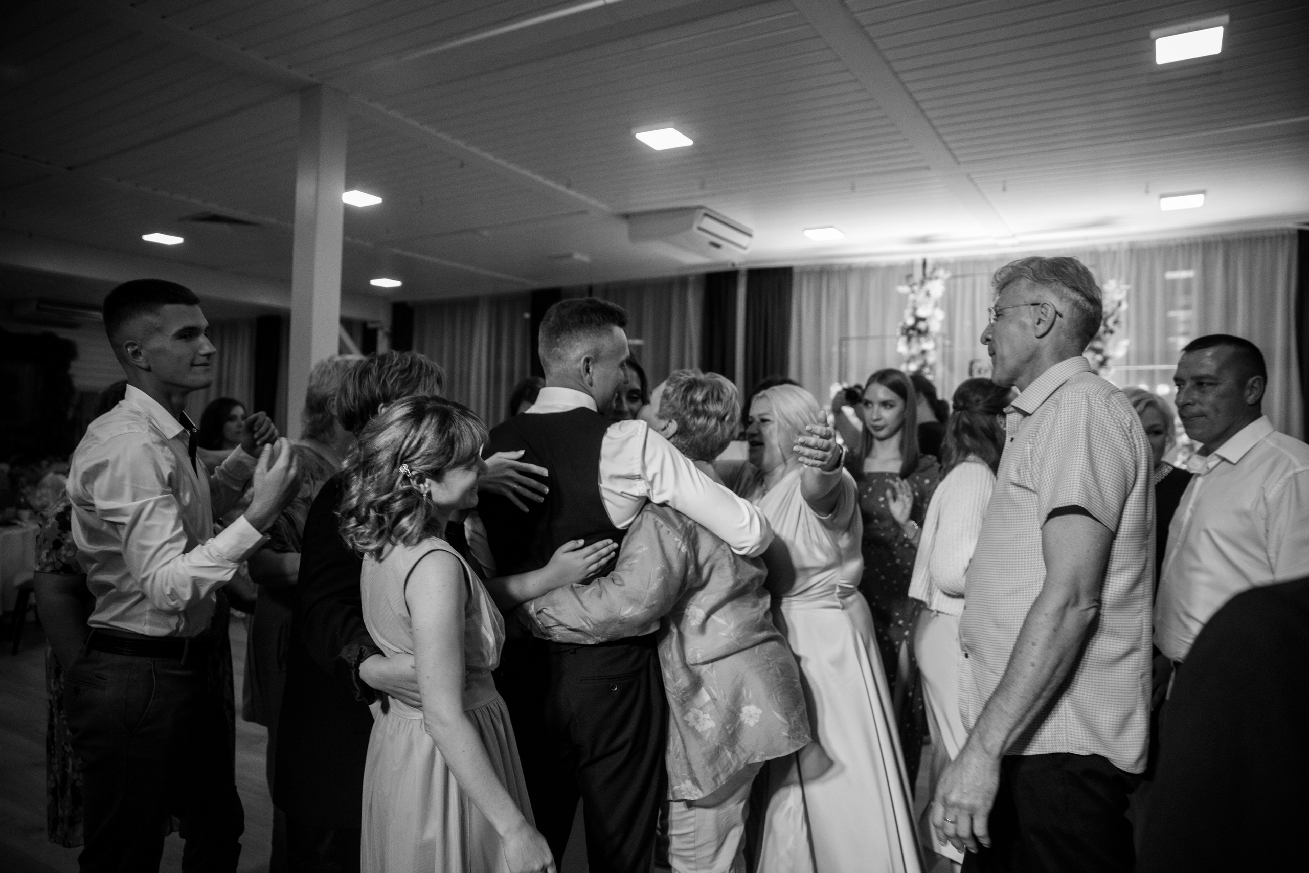 Wedding «Sunlight». Свадебные фотограф и видеограф Наталья и Анатолий Новиковы СПб